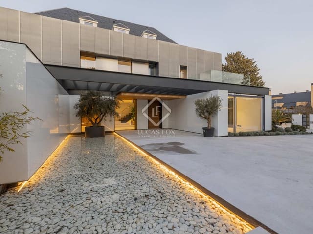 7 sovrum Villa till salu i Pozuelo de Alarcón med pool garage - 5 700 000 € (Ref: 8032403)