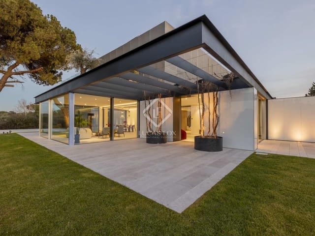 7 sovrum Villa till salu i Pozuelo de Alarcón med pool garage - 5 700 000 € (Ref: 8032403)