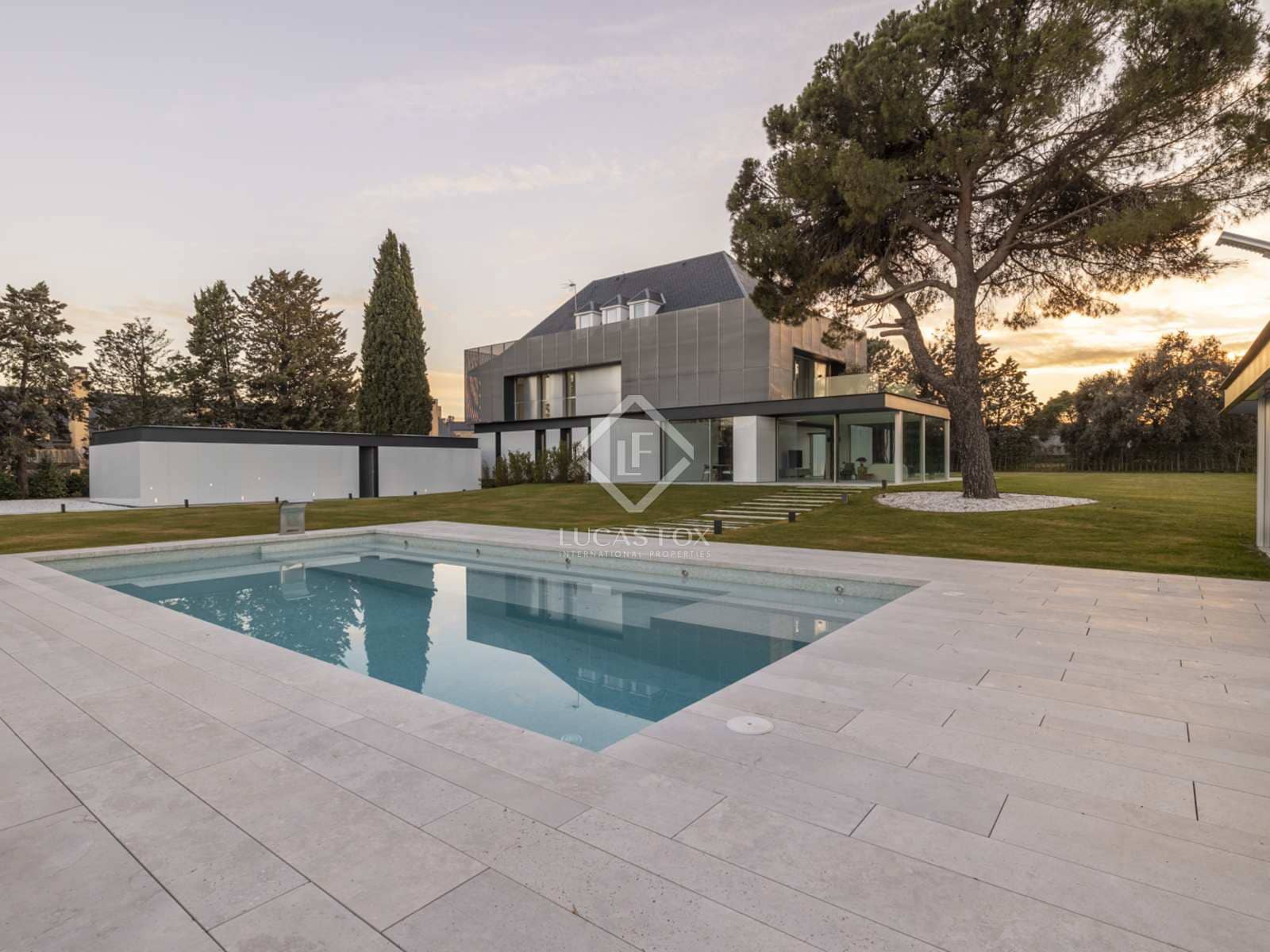 7 sovrum Villa till salu i Pozuelo de Alarcon med pool garage - 5 700 000 € (Ref: 8032403)