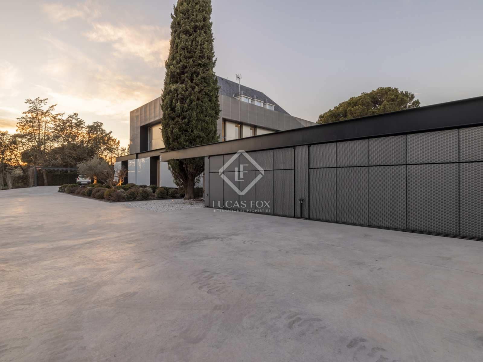 7 sovrum Villa till salu i Pozuelo de Alarcon med pool garage - 5 700 000 € (Ref: 8032403)