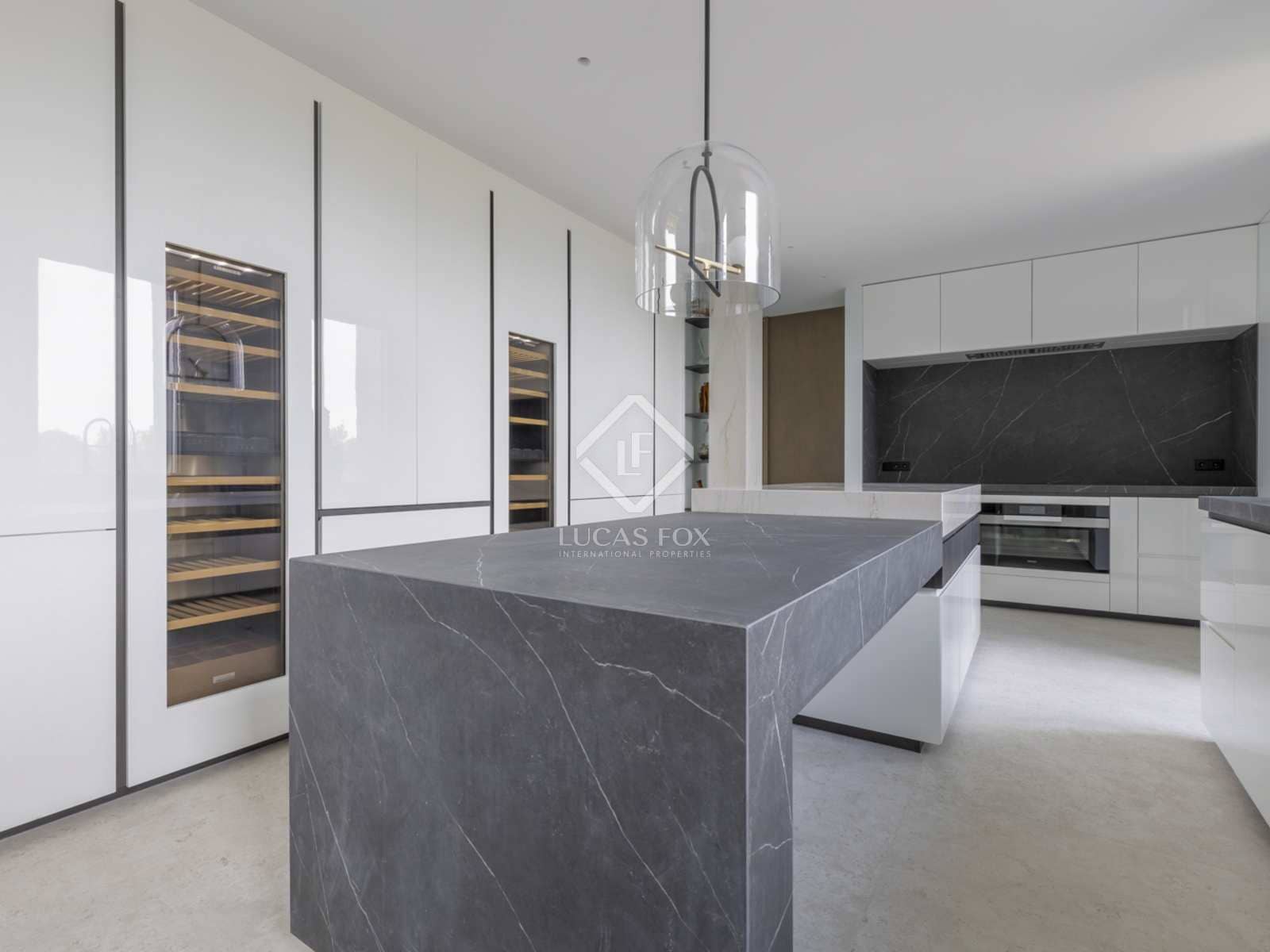 7 sovrum Villa till salu i Pozuelo de Alarcon med pool garage - 5 700 000 € (Ref: 8032403)