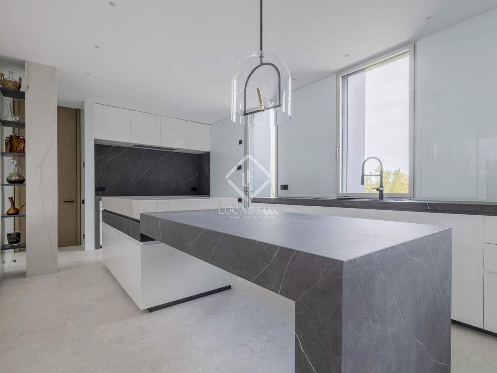 7 sovrum Villa till salu i Pozuelo de Alarcon med pool garage - 5 700 000 € (Ref: 8032403)