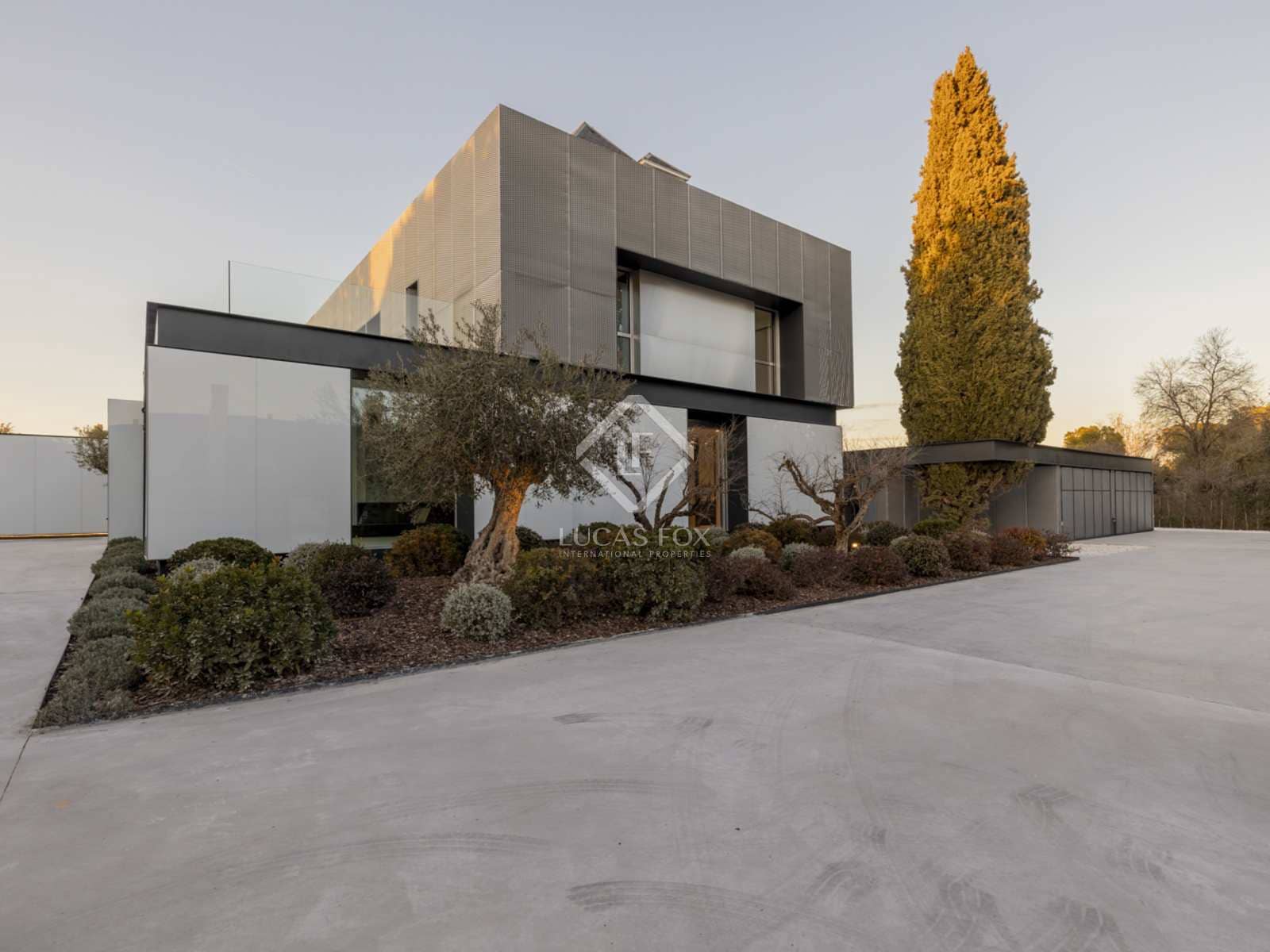 7 sovrum Villa till salu i Pozuelo de Alarcon med pool garage - 5 700 000 € (Ref: 8032403)