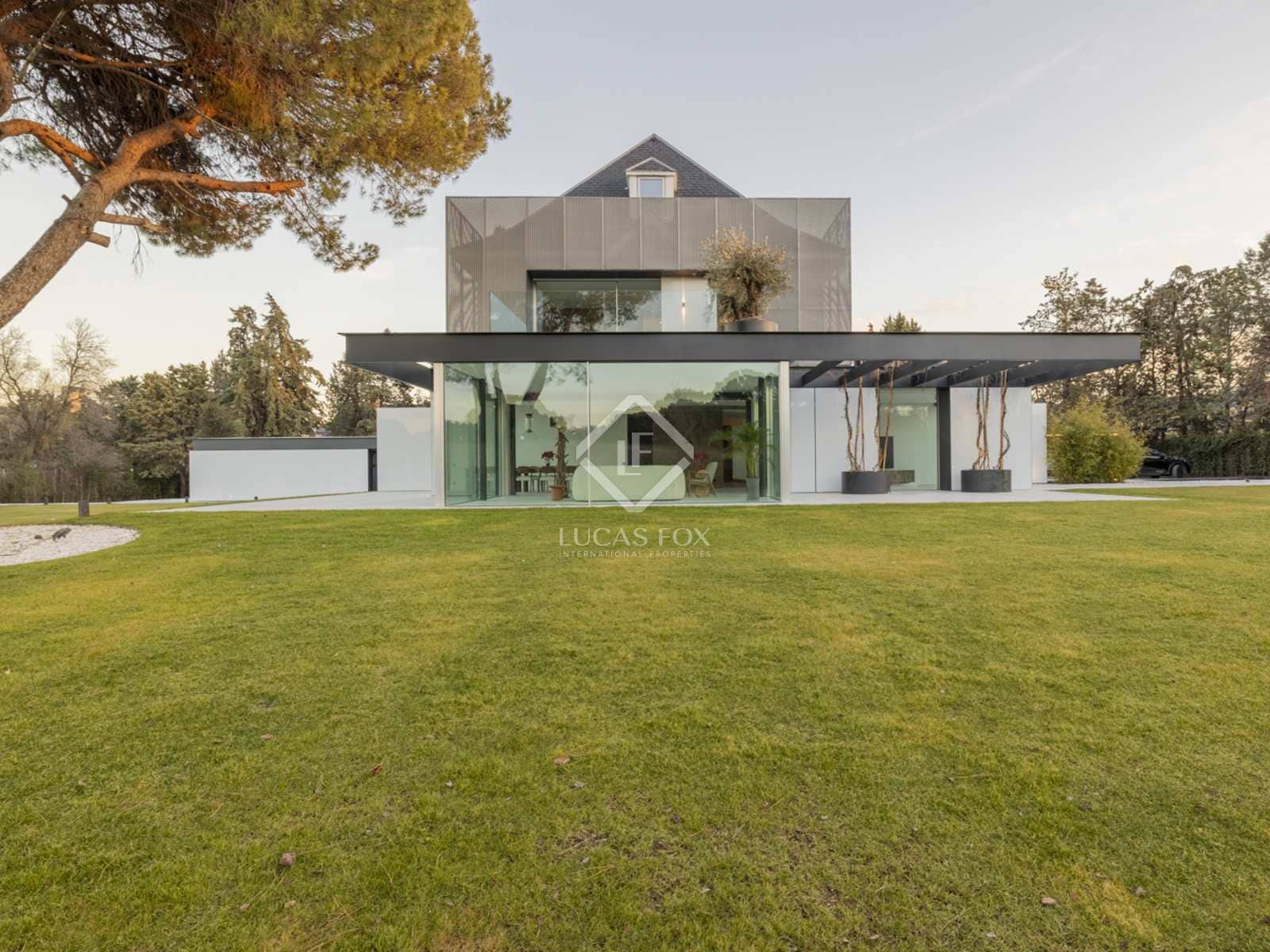 7 sovrum Villa till salu i Pozuelo de Alarcon med pool garage - 5 700 000 € (Ref: 8032403)