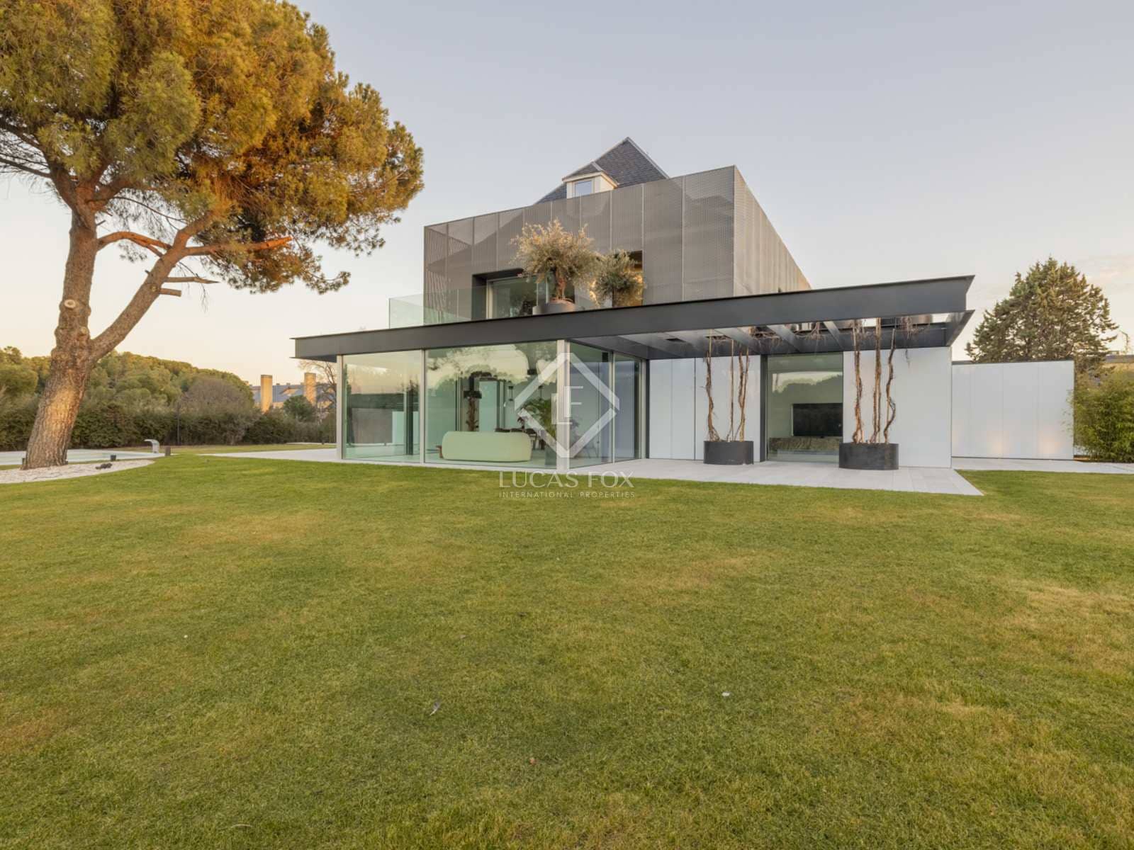 7 sovrum Villa till salu i Pozuelo de Alarcon med pool garage - 5 700 000 € (Ref: 8032403)
