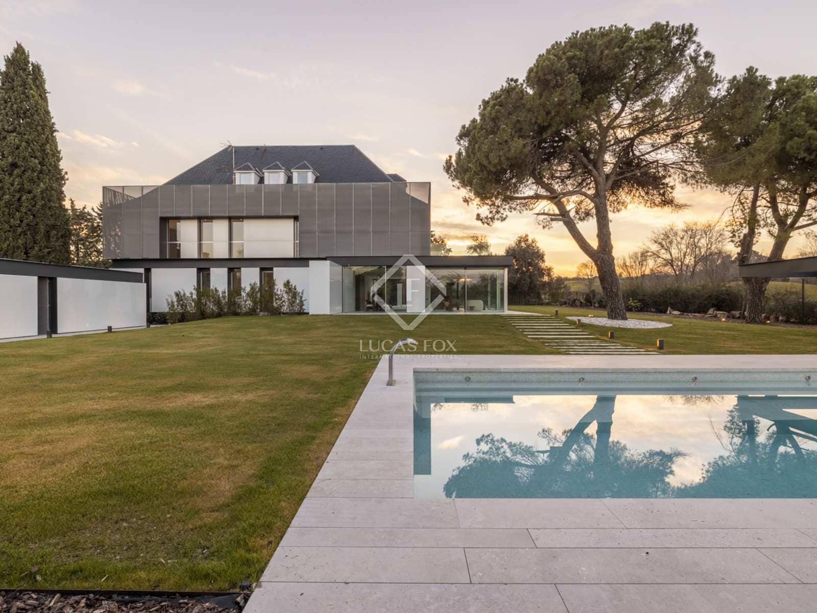 7 sovrum Villa till salu i Pozuelo de Alarcon med pool garage - 5 700 000 € (Ref: 8032403)