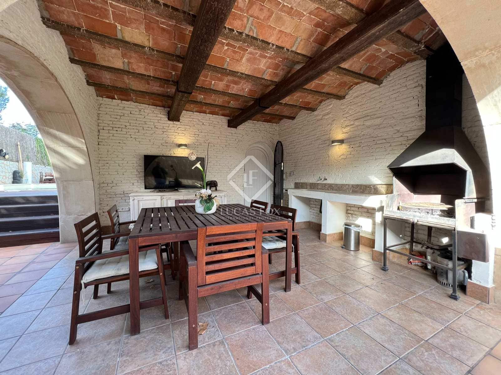 5 soveværelse Villa til salg i Matadepera med swimmingpool garage - € 1.298.000 (Ref: 8032405)