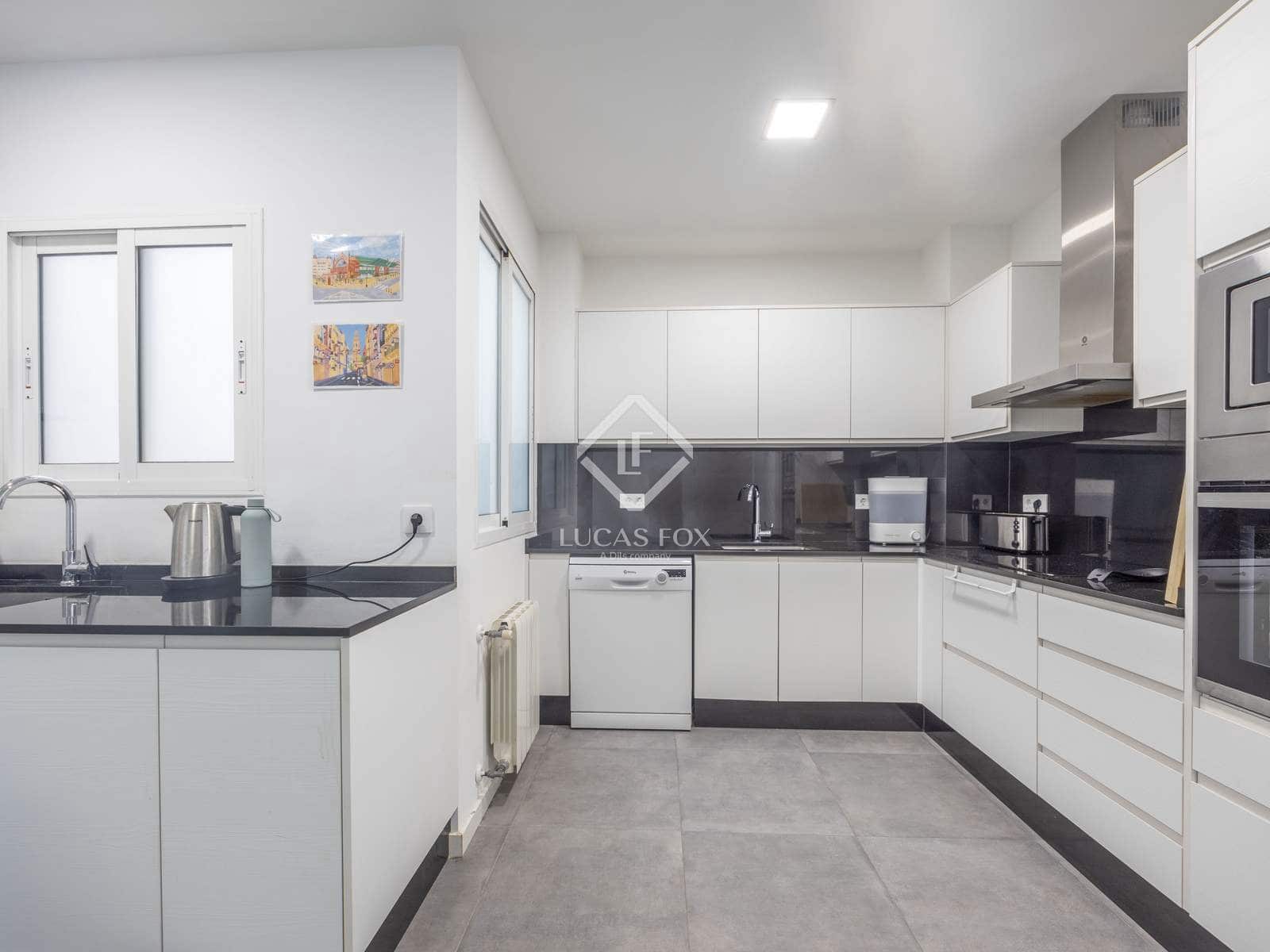 Appartement de 3 chambres à louer à Valence ville - 2 300 € (Ref: 8032407)