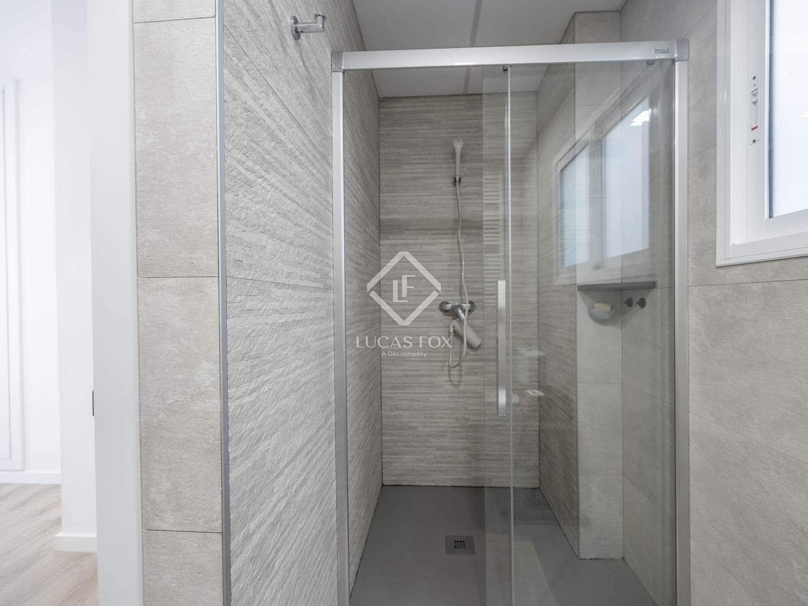 Appartement de 3 chambres à louer à Valence ville - 2 300 € (Ref: 8032407)