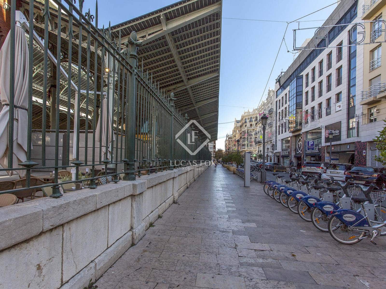 Appartement de 3 chambres à louer à Valence ville - 2 300 € (Ref: 8032407)