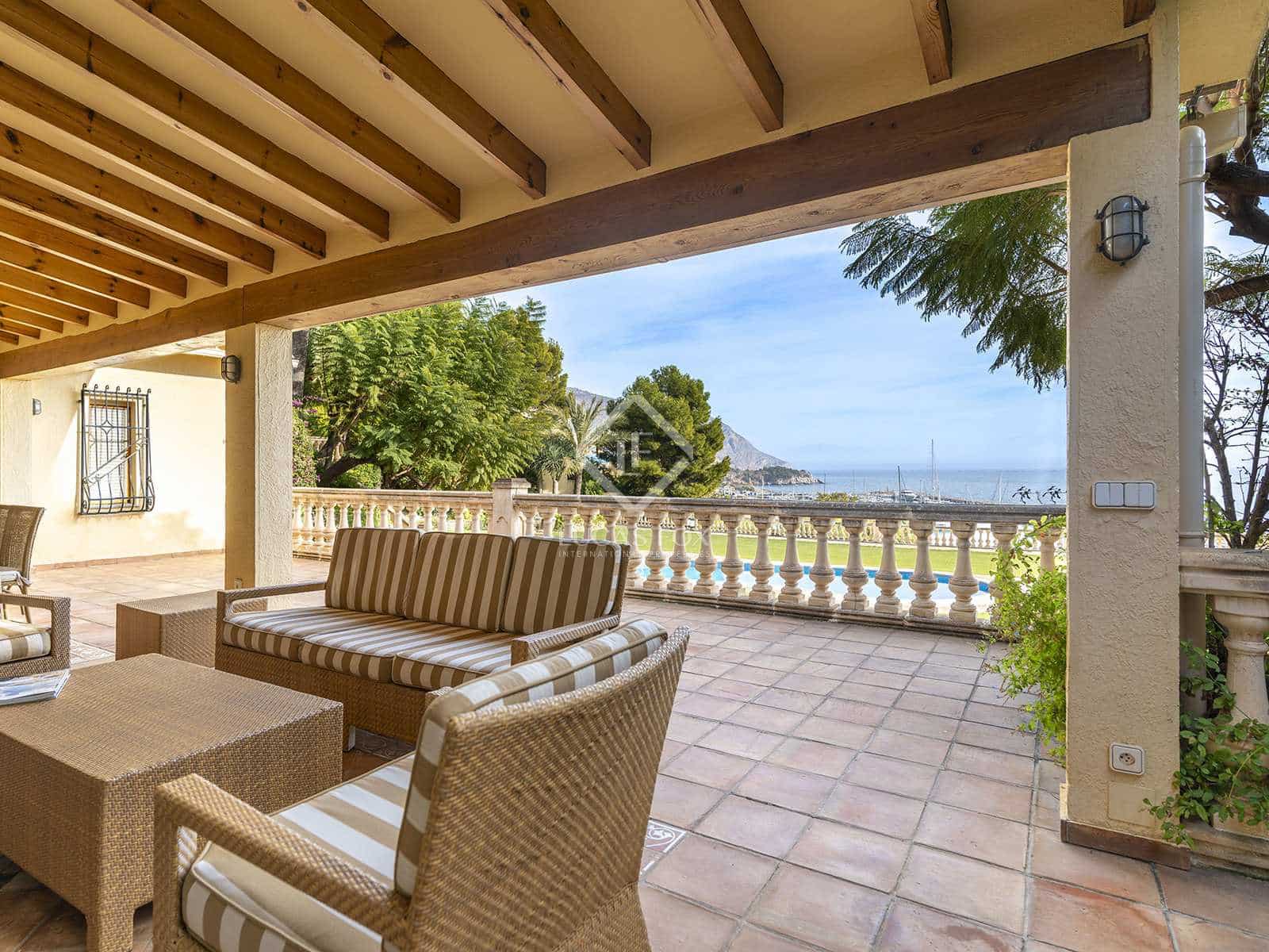 4 chambre Villa/Maison à vendre à Altea avec piscine garage - 3 495 000 € (Ref: 8034785)