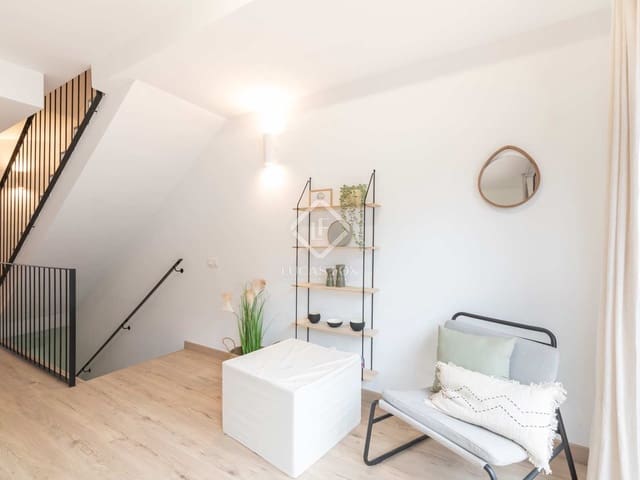 3 soverom Villa til salgs i La Pineda, Vila-seca med svømmebasseng garasje - € 940 000 (Ref: 8034794)