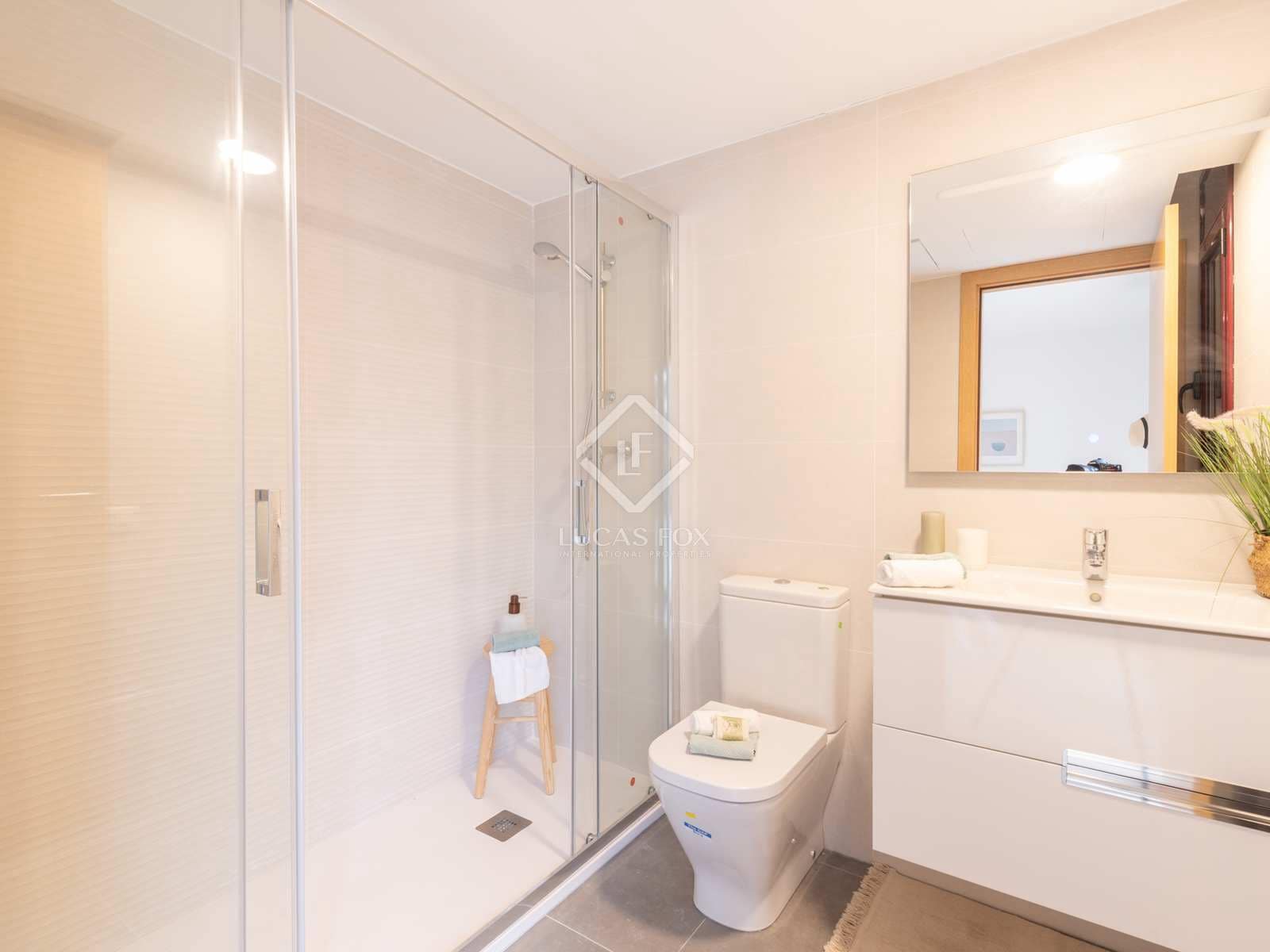 3 soveværelse Villa til salg i La Pineda med swimmingpool garage - € 940.000 (Ref: 8034794)