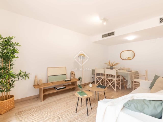 3 soverom Villa til salgs i La Pineda, Vila-seca med svømmebasseng garasje - € 940 000 (Ref: 8034794)