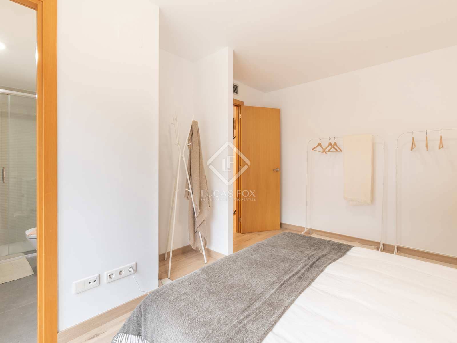 3 soveværelse Villa til salg i La Pineda med swimmingpool garage - € 940.000 (Ref: 8034794)