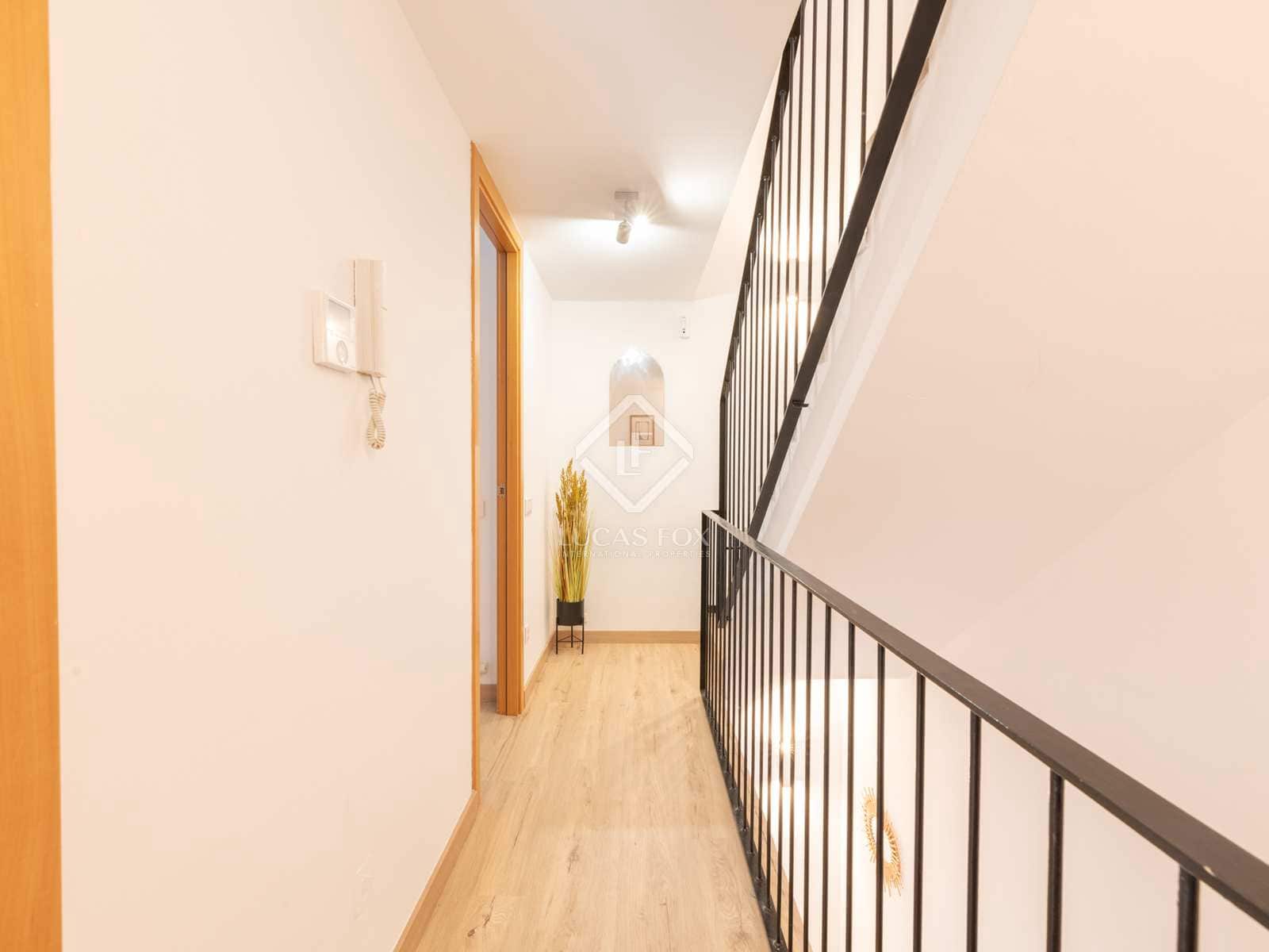 3 soveværelse Villa til salg i La Pineda med swimmingpool garage - € 940.000 (Ref: 8034794)