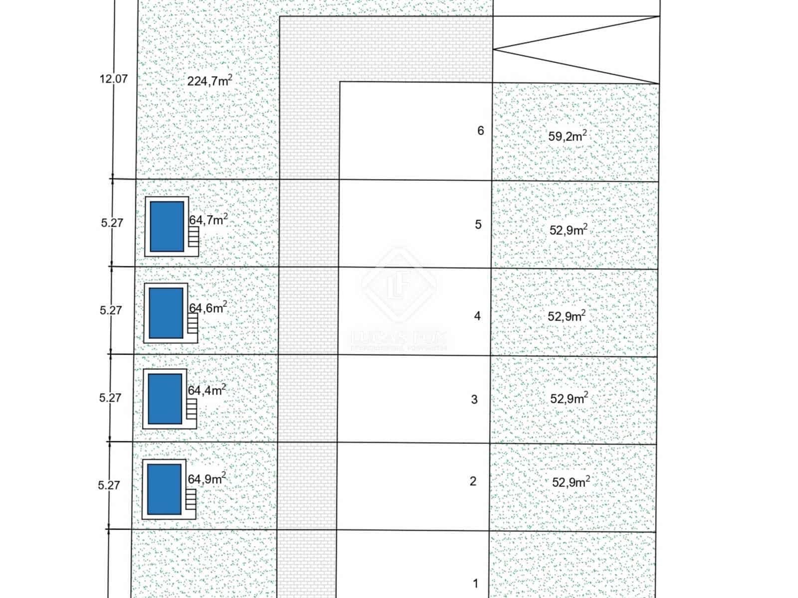 3 soveværelse Villa til salg i La Pineda med swimmingpool garage - € 940.000 (Ref: 8034794)