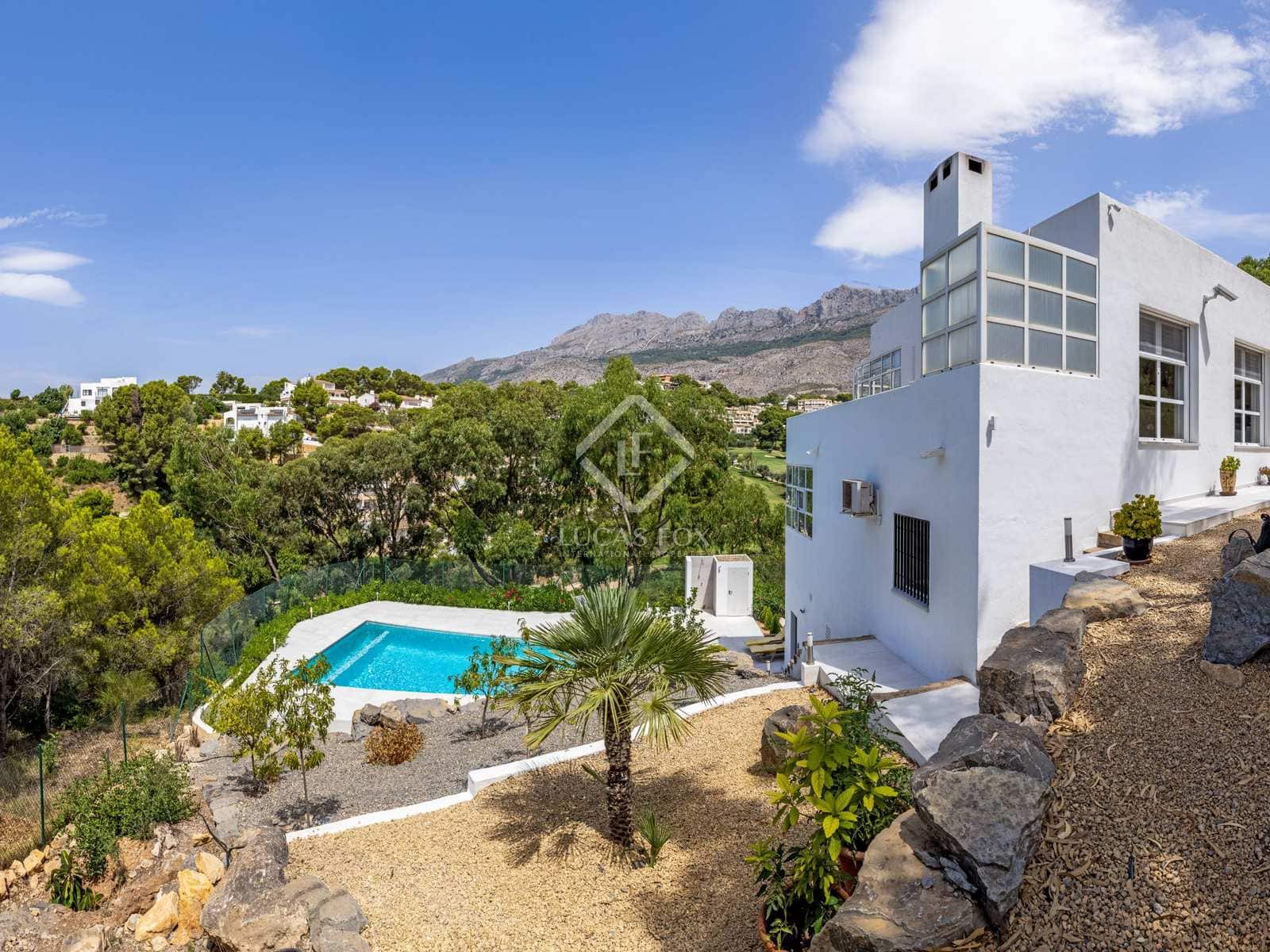 4 sypialnia Willa na sprzedaż w Altea z garażem - 1 295 000 € (Ref: 8038937)