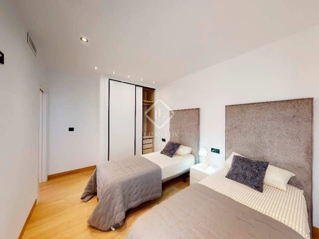 5 soveværelse Villa til salg i Finestrat med swimmingpool garage - € 819.900 (Ref: 8045979)