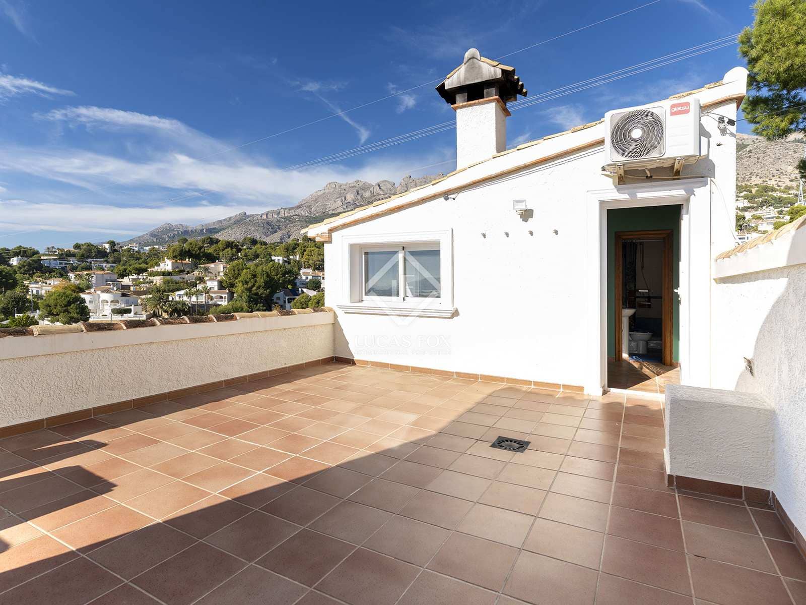 5 quarto Moradia para venda em Altea com piscina garagem - 949 000 € (Ref: 8052154)