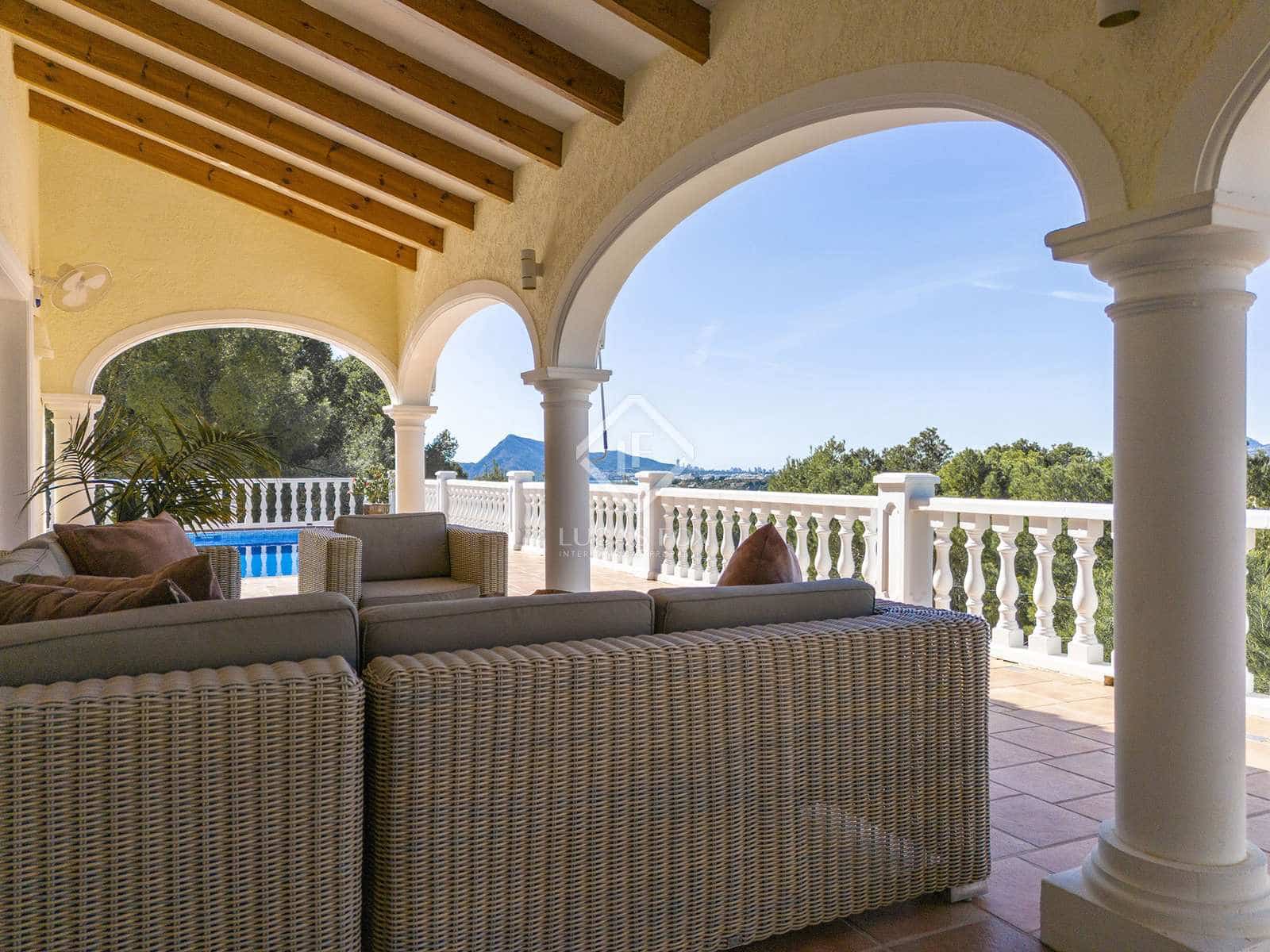 5 quarto Moradia para venda em Altea com piscina garagem - 949 000 € (Ref: 8052154)