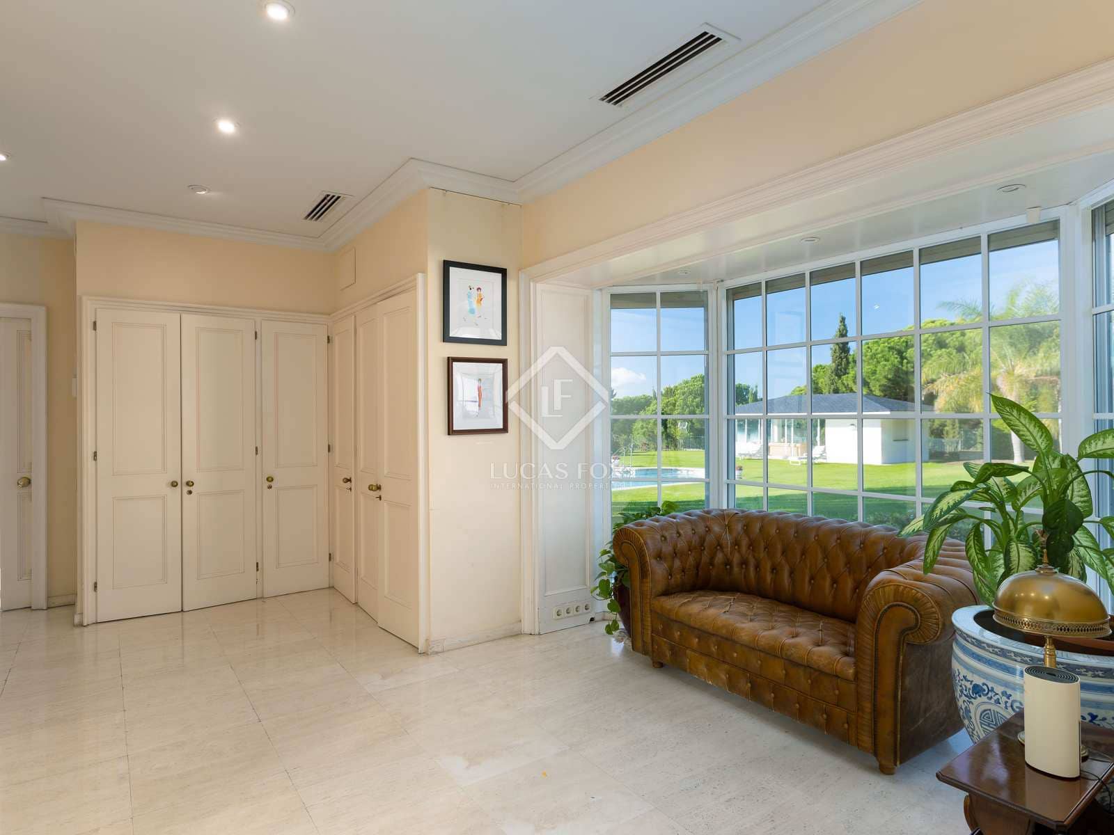 9 chambre Villa/Maison à vendre à Sant Vicenc de Montalt avec piscine garage - 2 500 000 € (Ref: 8052164)