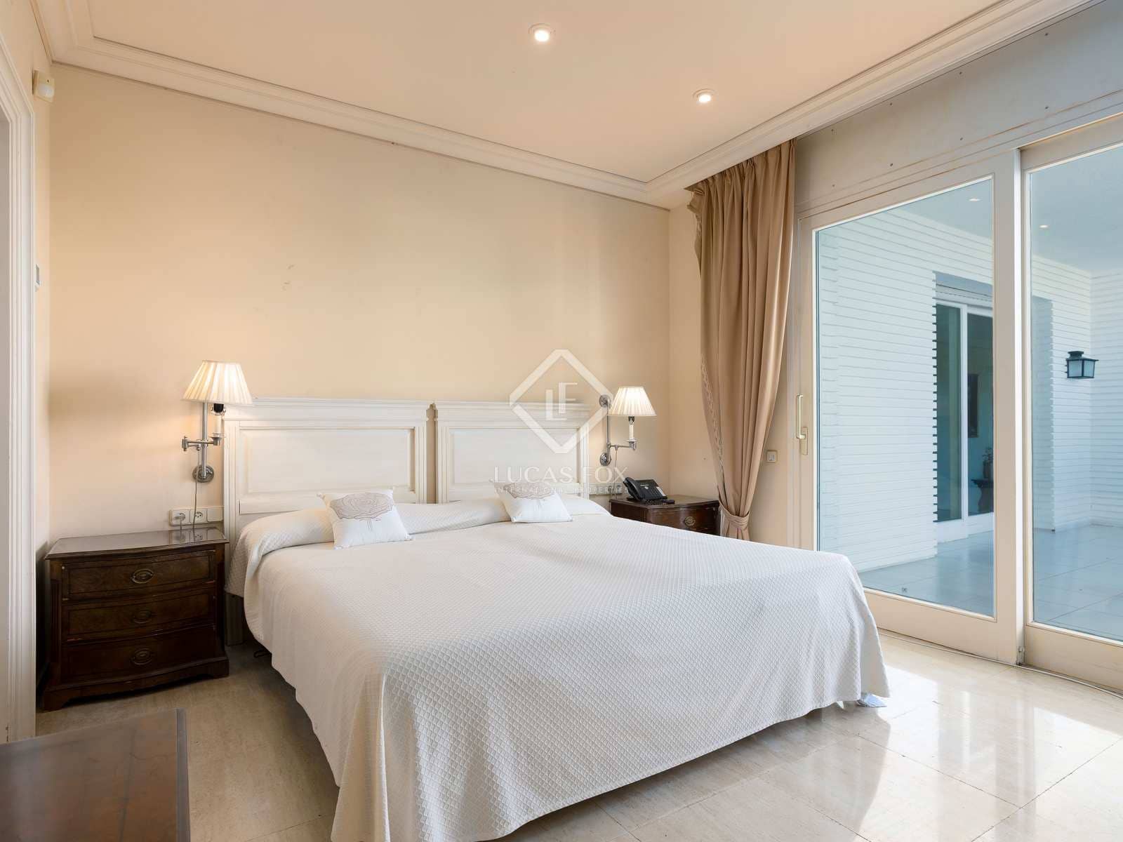 9 chambre Villa/Maison à vendre à Sant Vicenc de Montalt avec piscine garage - 2 500 000 € (Ref: 8052164)