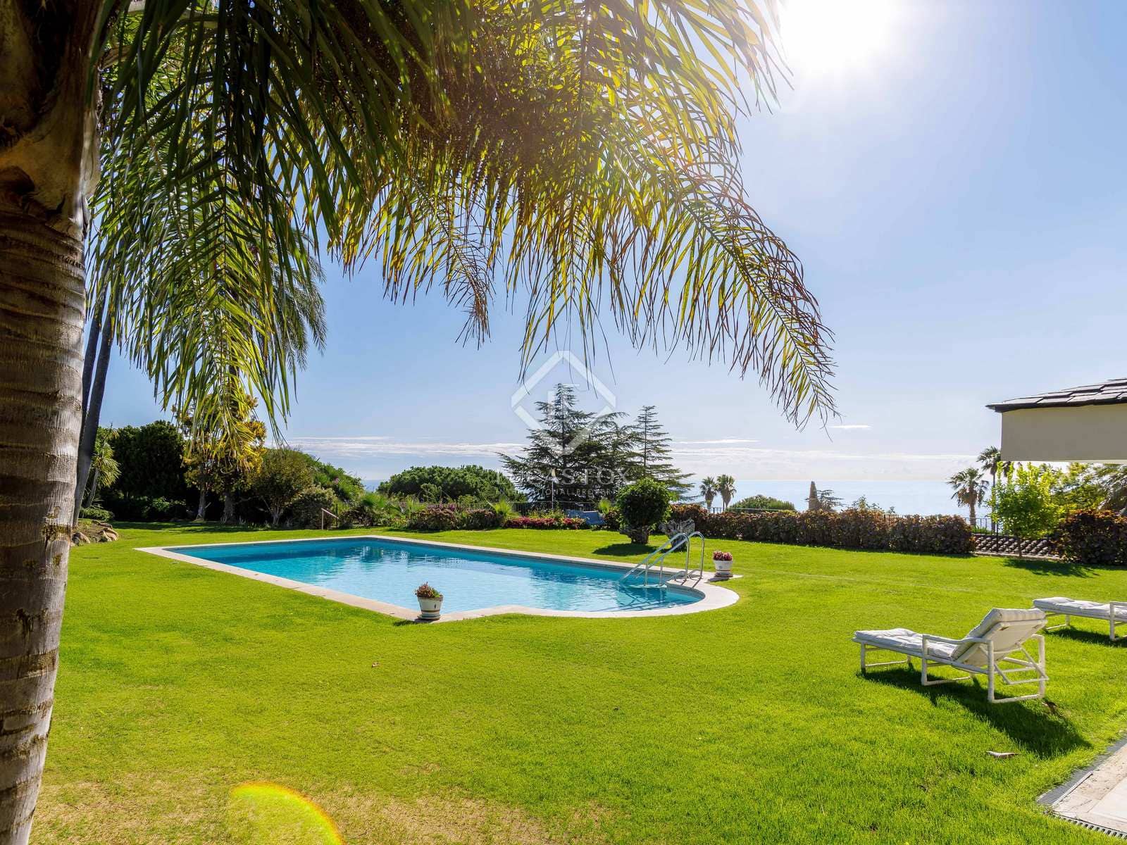 9 chambre Villa/Maison à vendre à Sant Vicenc de Montalt avec piscine garage - 2 500 000 € (Ref: 8052164)