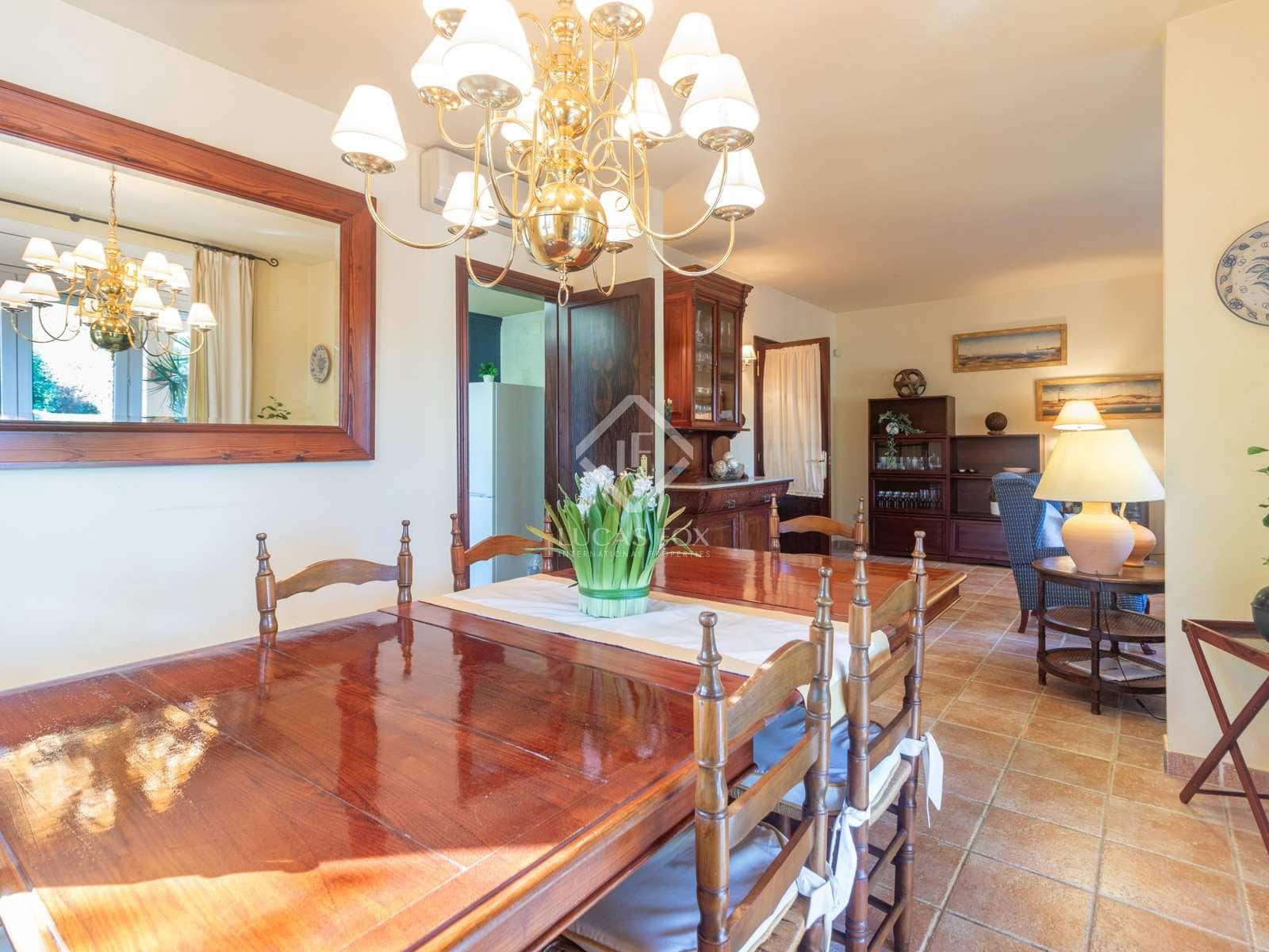 5 soverom Villa til salgs i Mont-roig del Camp med svømmebasseng - € 595 000 (Ref: 8052173)