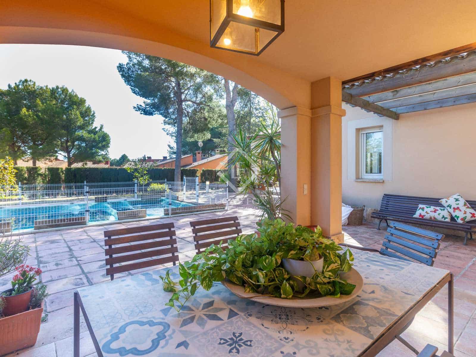 5 soverom Villa til salgs i Mont-roig del Camp med svømmebasseng - € 595 000 (Ref: 8052173)