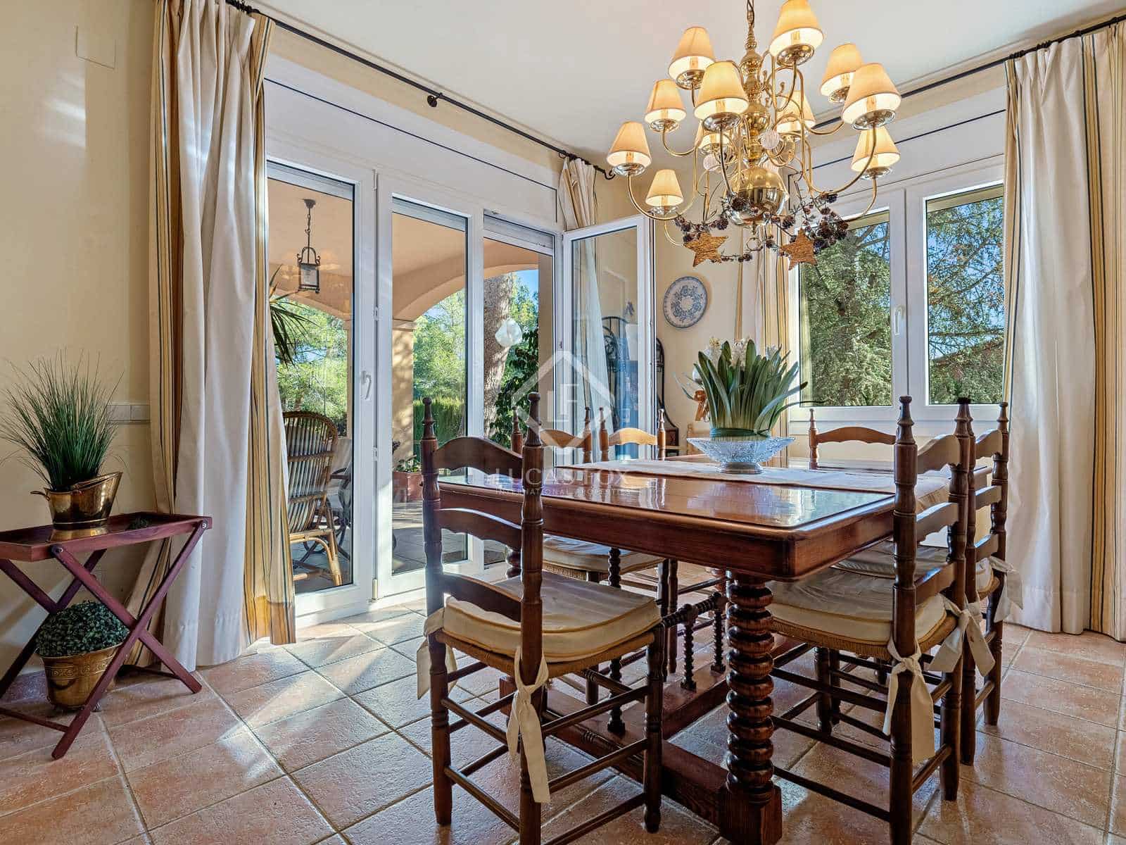 5 soverom Villa til salgs i Mont-roig del Camp med svømmebasseng - € 595 000 (Ref: 8052173)