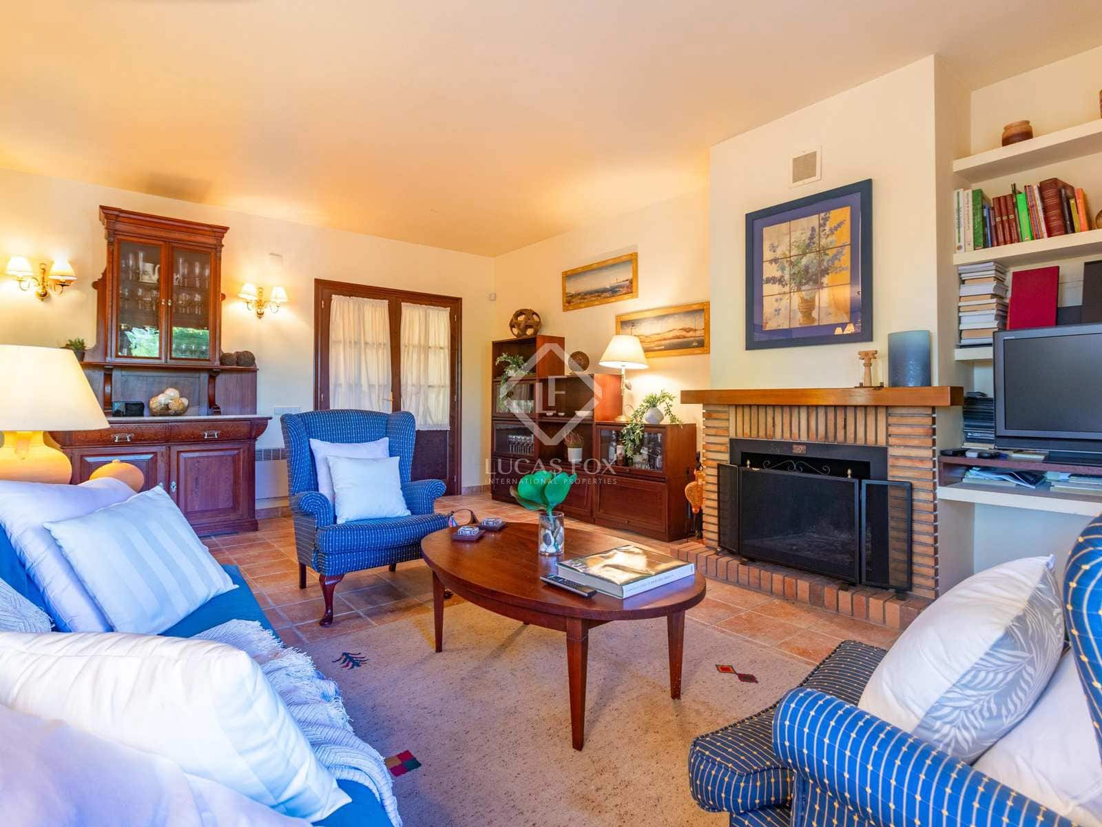 5 soverom Villa til salgs i Mont-roig del Camp med svømmebasseng - € 595 000 (Ref: 8052173)