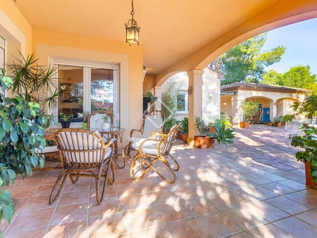 5 soverom Villa til salgs i Mont-roig del Camp med svømmebasseng - € 595 000 (Ref: 8052173)