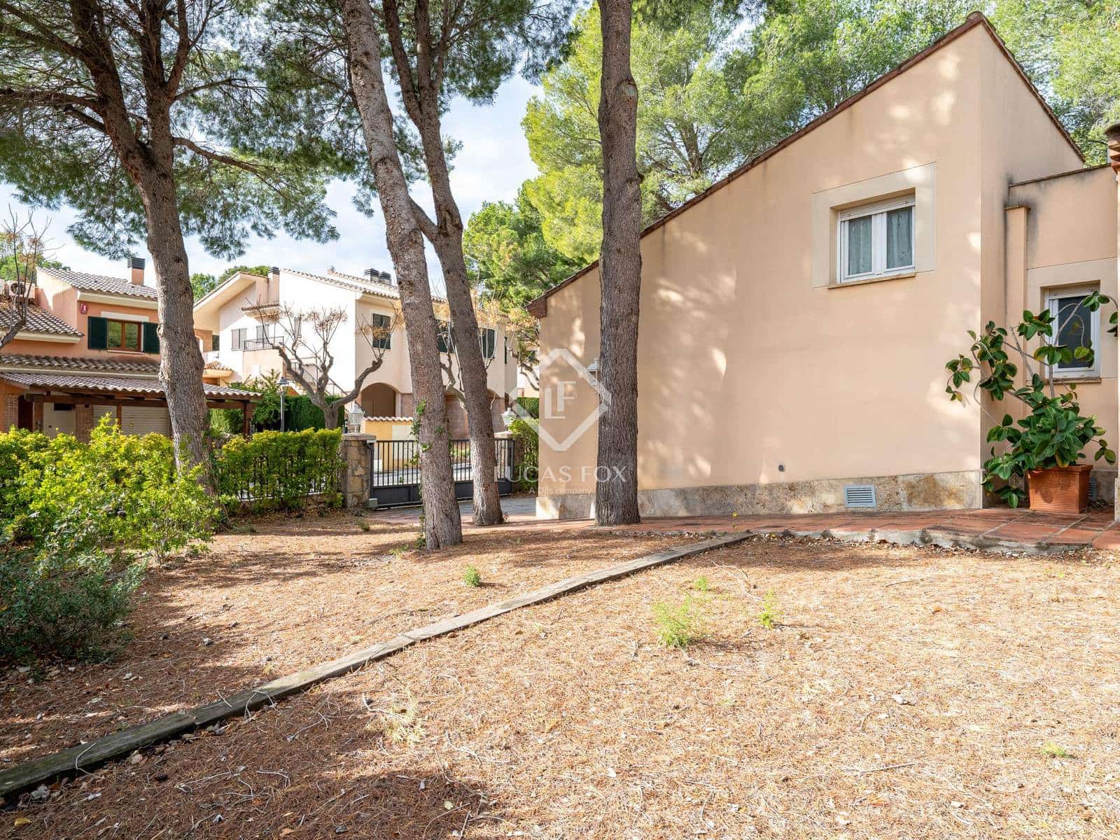 5 soverom Villa til salgs i Mont-roig del Camp med svømmebasseng - € 595 000 (Ref: 8052173)