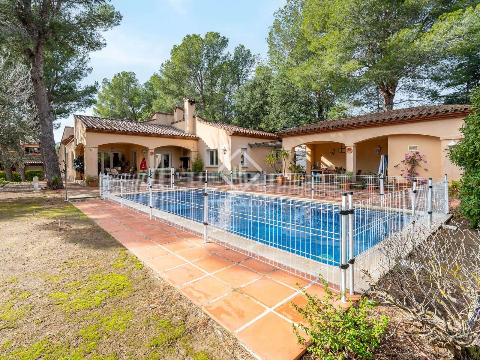 5 soverom Villa til salgs i Mont-roig del Camp med svømmebasseng - € 595 000 (Ref: 8052173)