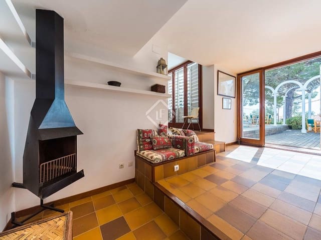 5 soverom Villa til salgs i Mahón / Maó med svømmebasseng garasje - € 1 800 000 (Ref: 8056271)