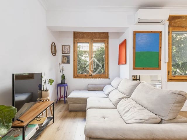 2 slaapkamer Appartement te huur in Barcelona stad - € 2.900 (Ref: 8059252)