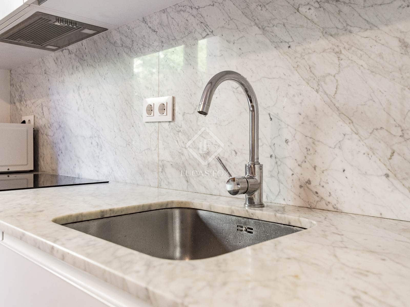 2 soveværelse Lejlighed til leje i Barcelona by - € 2.900 (Ref: 8059252)