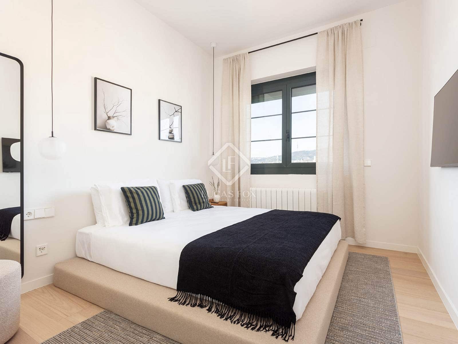 1 sypialnia Penthouse do wynajęcia w Miasto Barcelona - 5 500 € (Ref: 8059255)