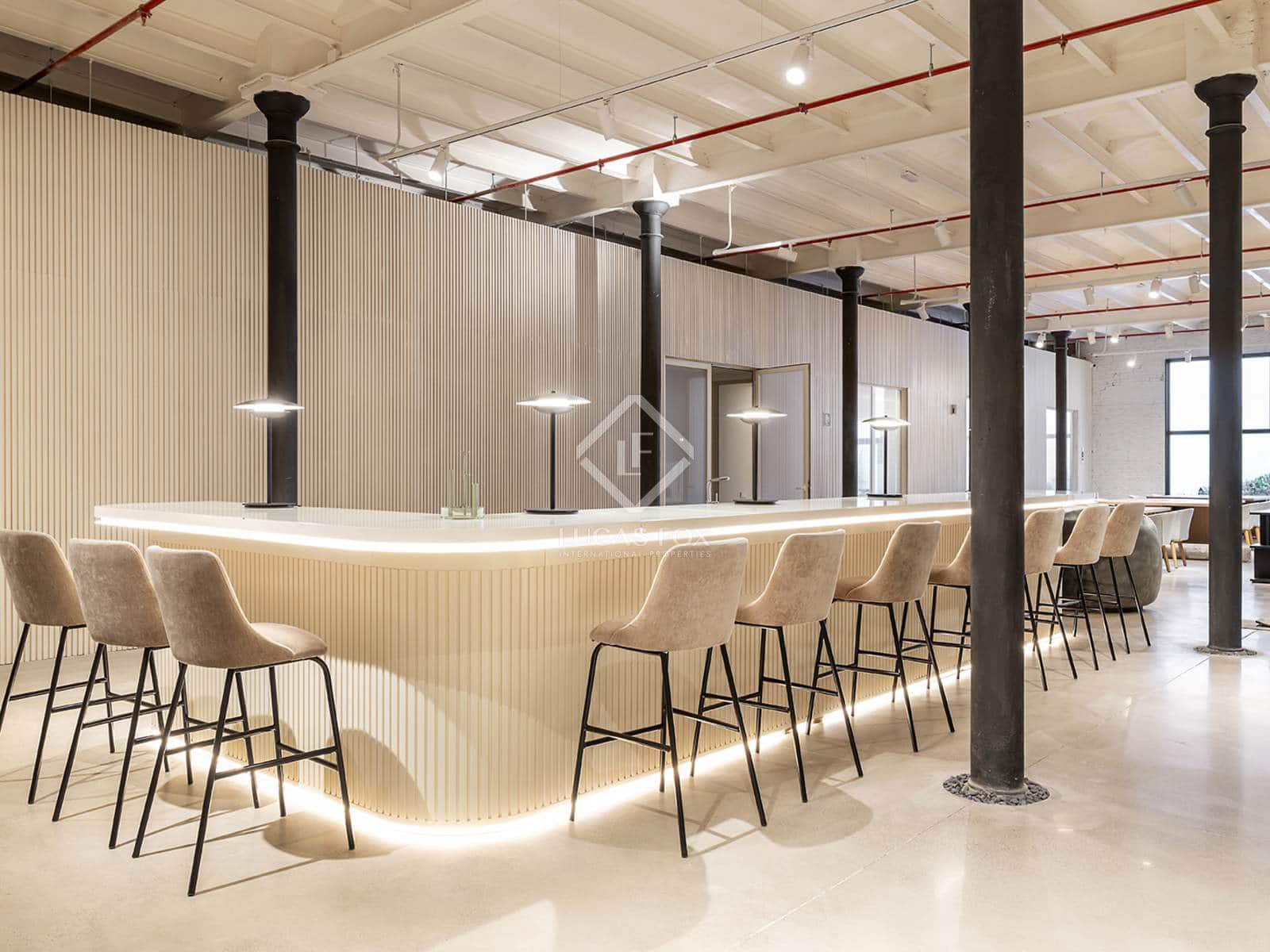 1 sypialnia Penthouse do wynajęcia w Miasto Barcelona - 5 500 € (Ref: 8059255)