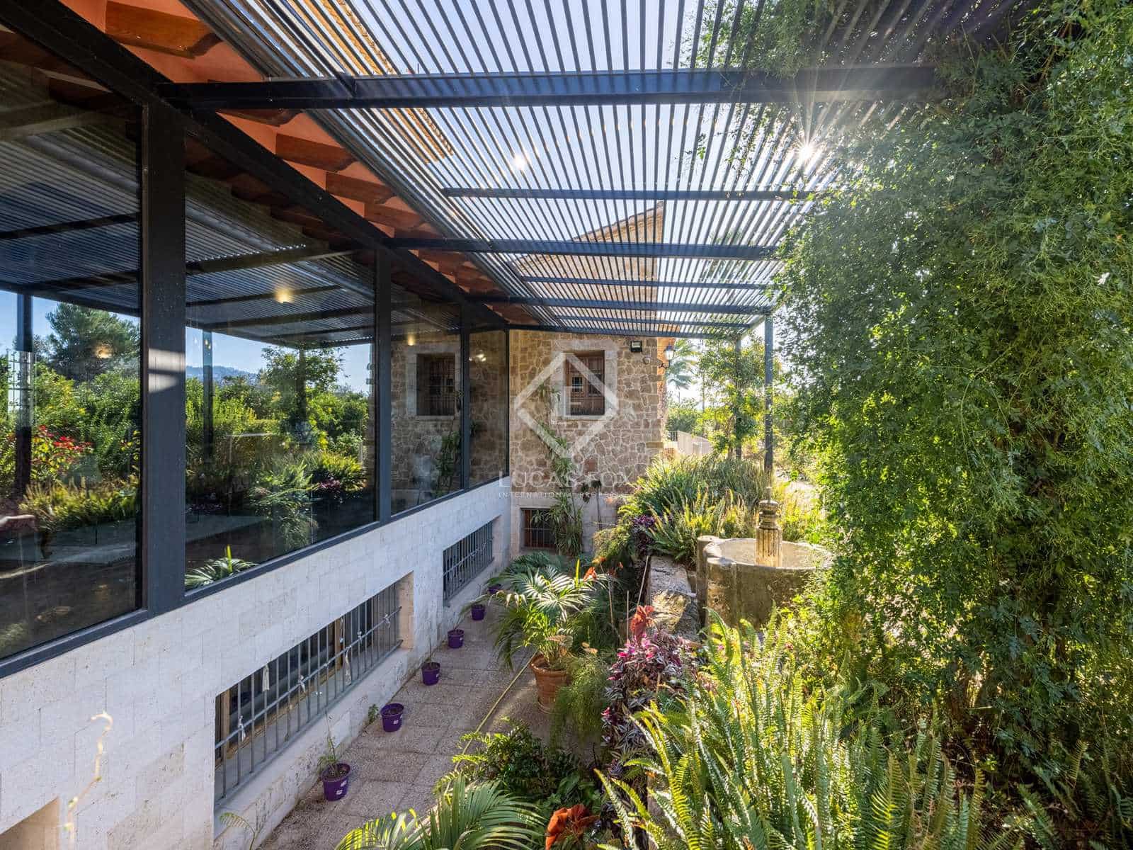 7 soveværelse Villa til salg i La Xara med garage - € 2.950.000 (Ref: 8059257)