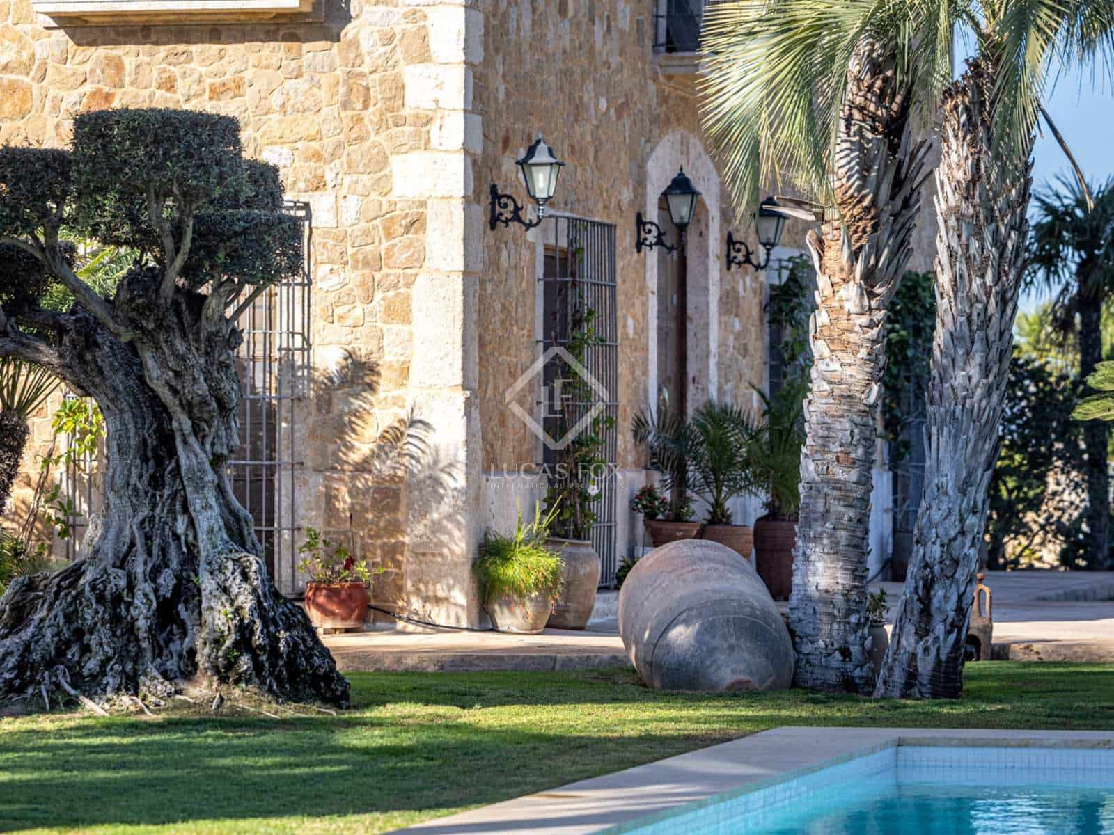 7 soveværelse Villa til salg i La Xara med garage - € 2.950.000 (Ref: 8059257)