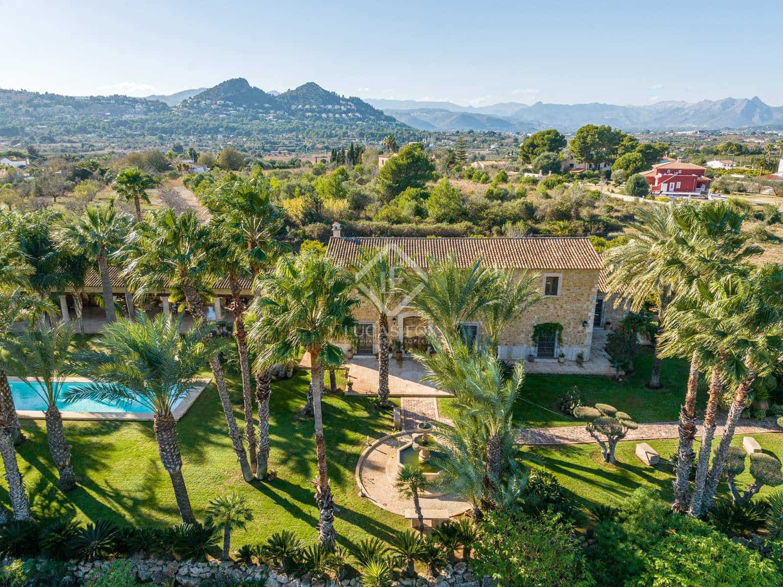 7 soveværelse Villa til salg i La Xara med garage - € 2.950.000 (Ref: 8059257)