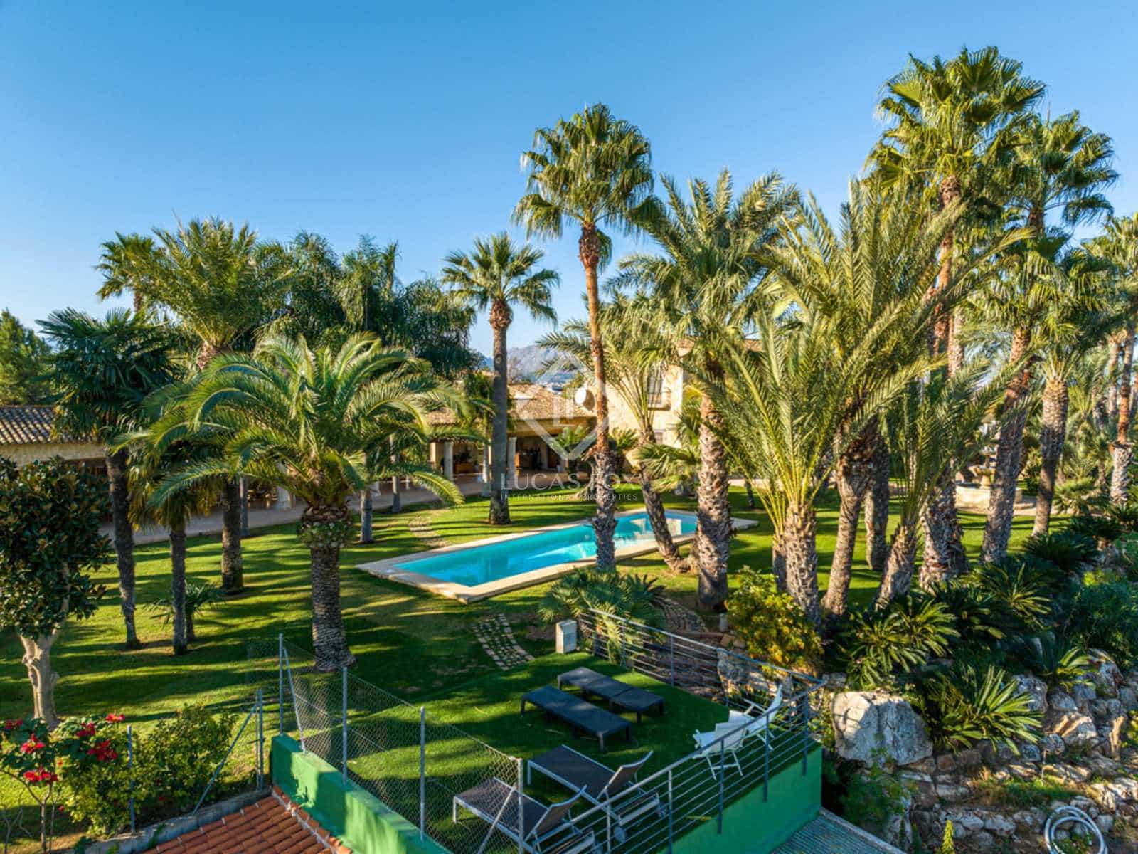 7 soveværelse Villa til salg i La Xara med garage - € 2.950.000 (Ref: 8059257)