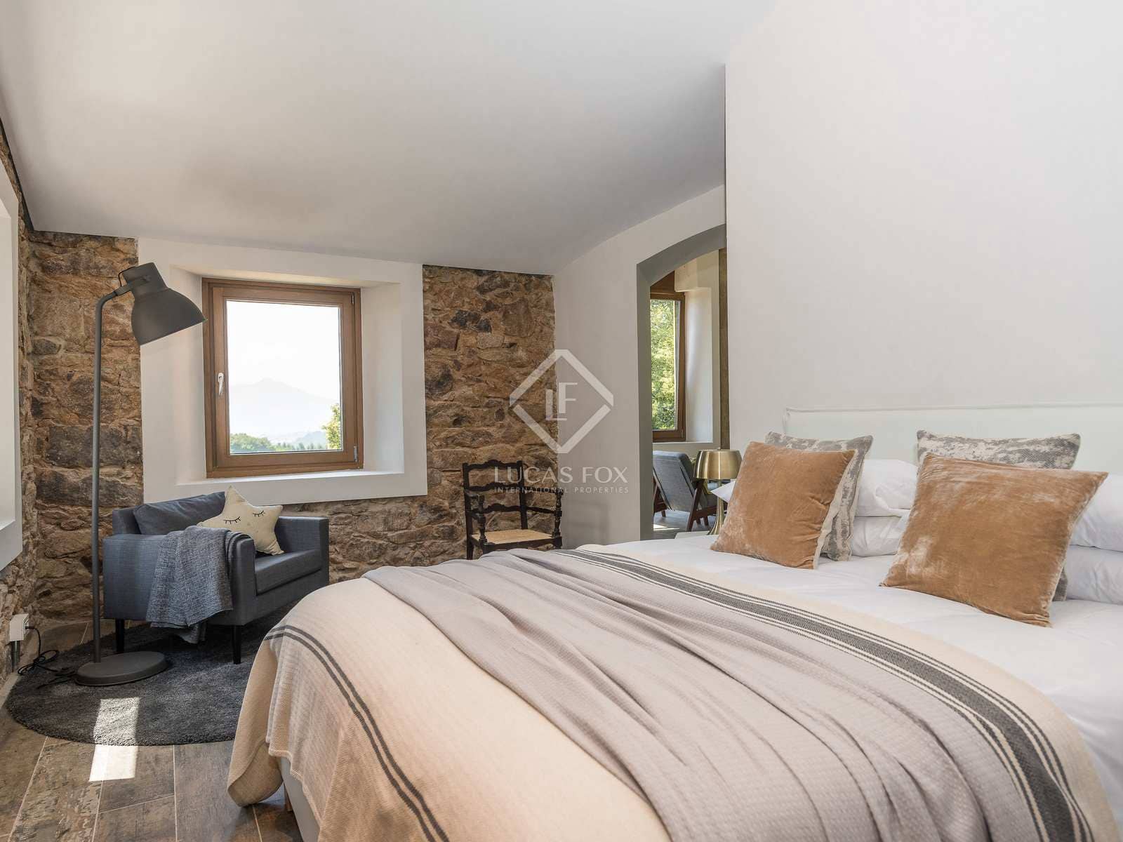 19 soveværelse Finca/Landehus til salg i Sant Hilari Sacalm med swimmingpool - € 3.490.000 (Ref: 8061940)