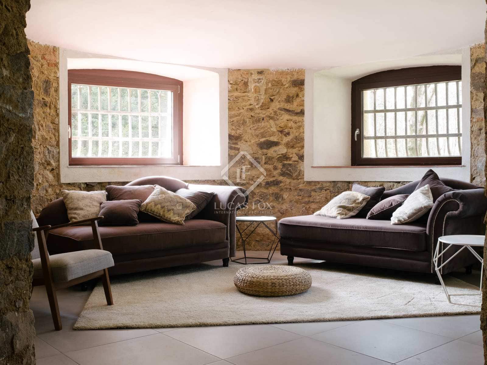 19 soveværelse Finca/Landehus til salg i Sant Hilari Sacalm med swimmingpool - € 3.490.000 (Ref: 8061940)