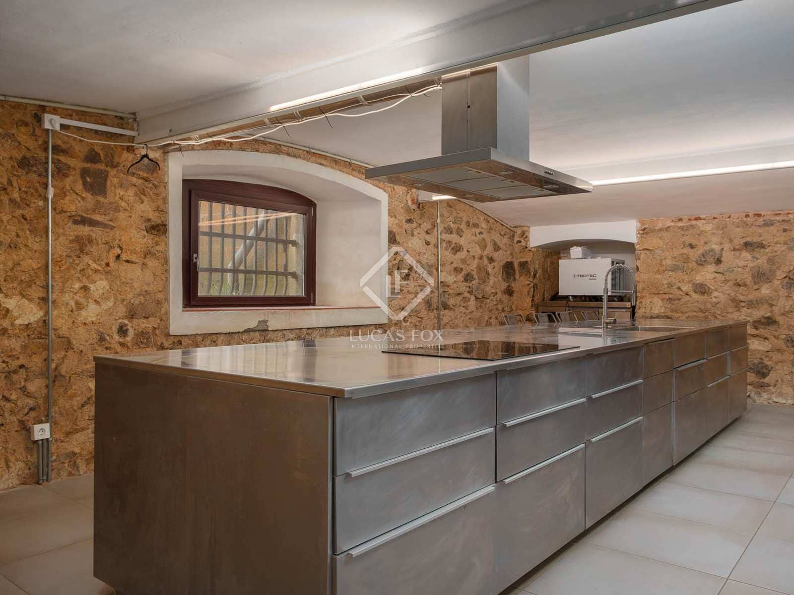 19 soveværelse Finca/Landehus til salg i Sant Hilari Sacalm med swimmingpool - € 3.490.000 (Ref: 8061940)