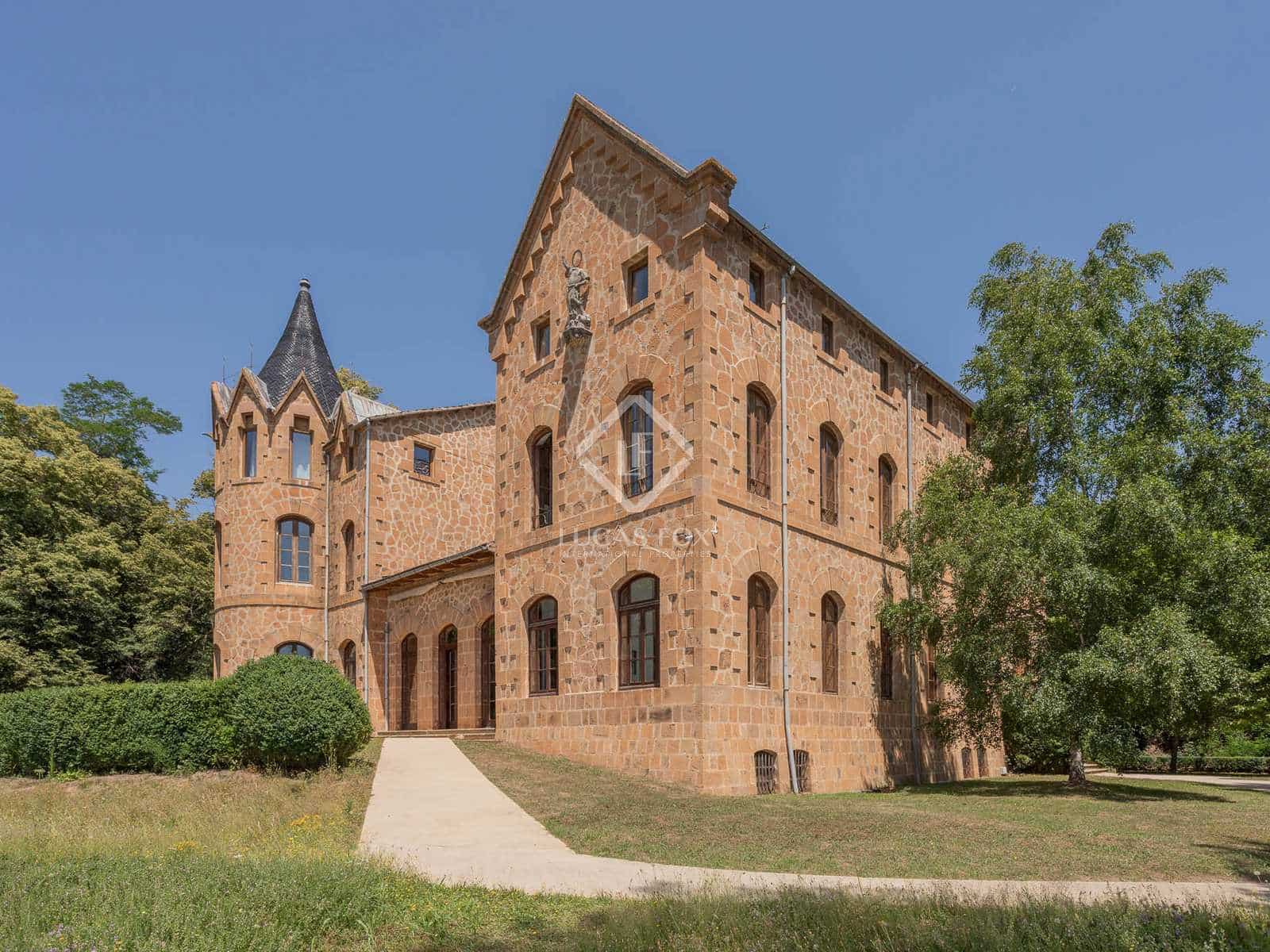 19 soveværelse Finca/Landehus til salg i Sant Hilari Sacalm med swimmingpool - € 3.490.000 (Ref: 8061940)