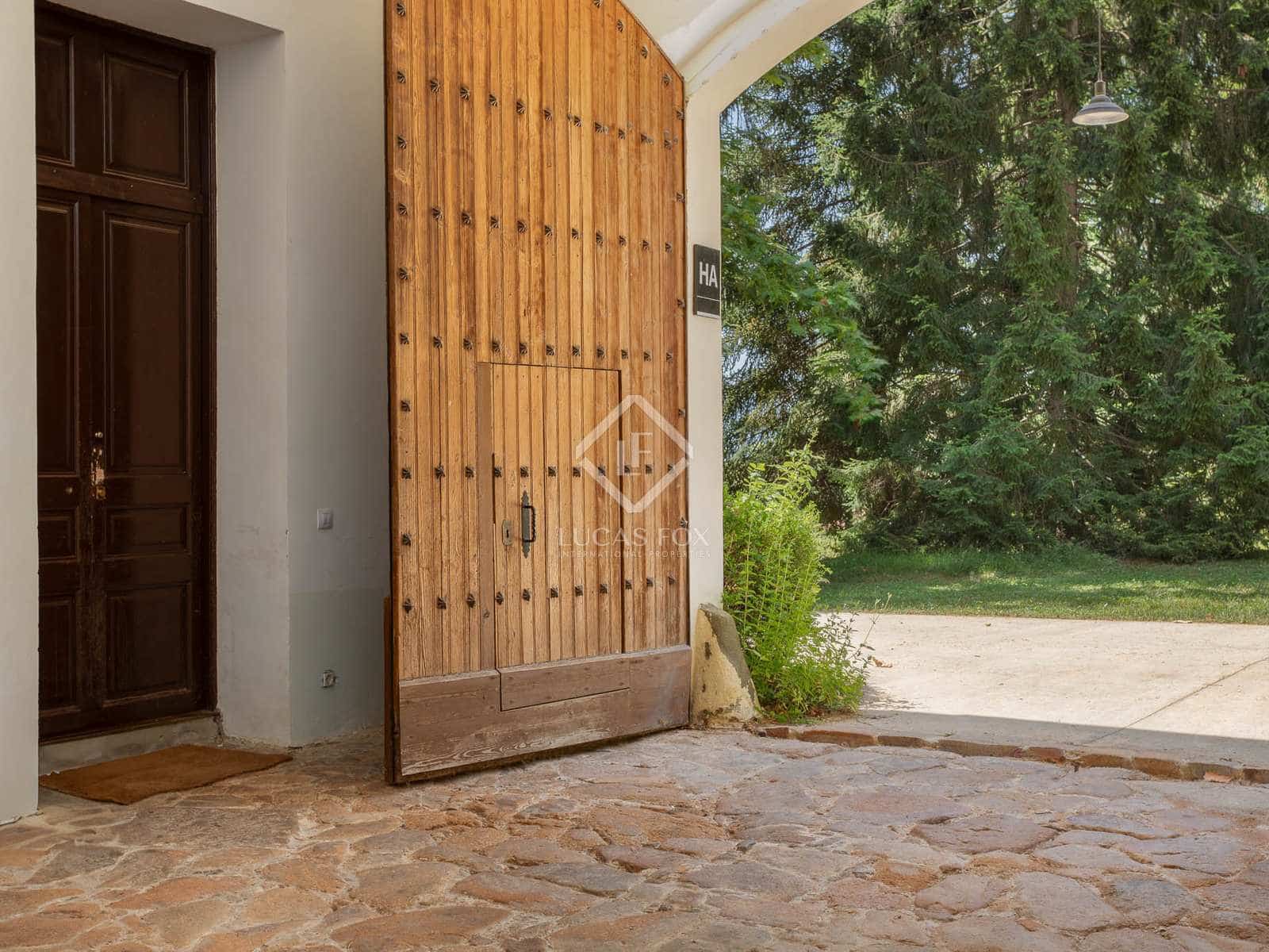 19 soveværelse Finca/Landehus til salg i Sant Hilari Sacalm med swimmingpool - € 3.490.000 (Ref: 8061940)