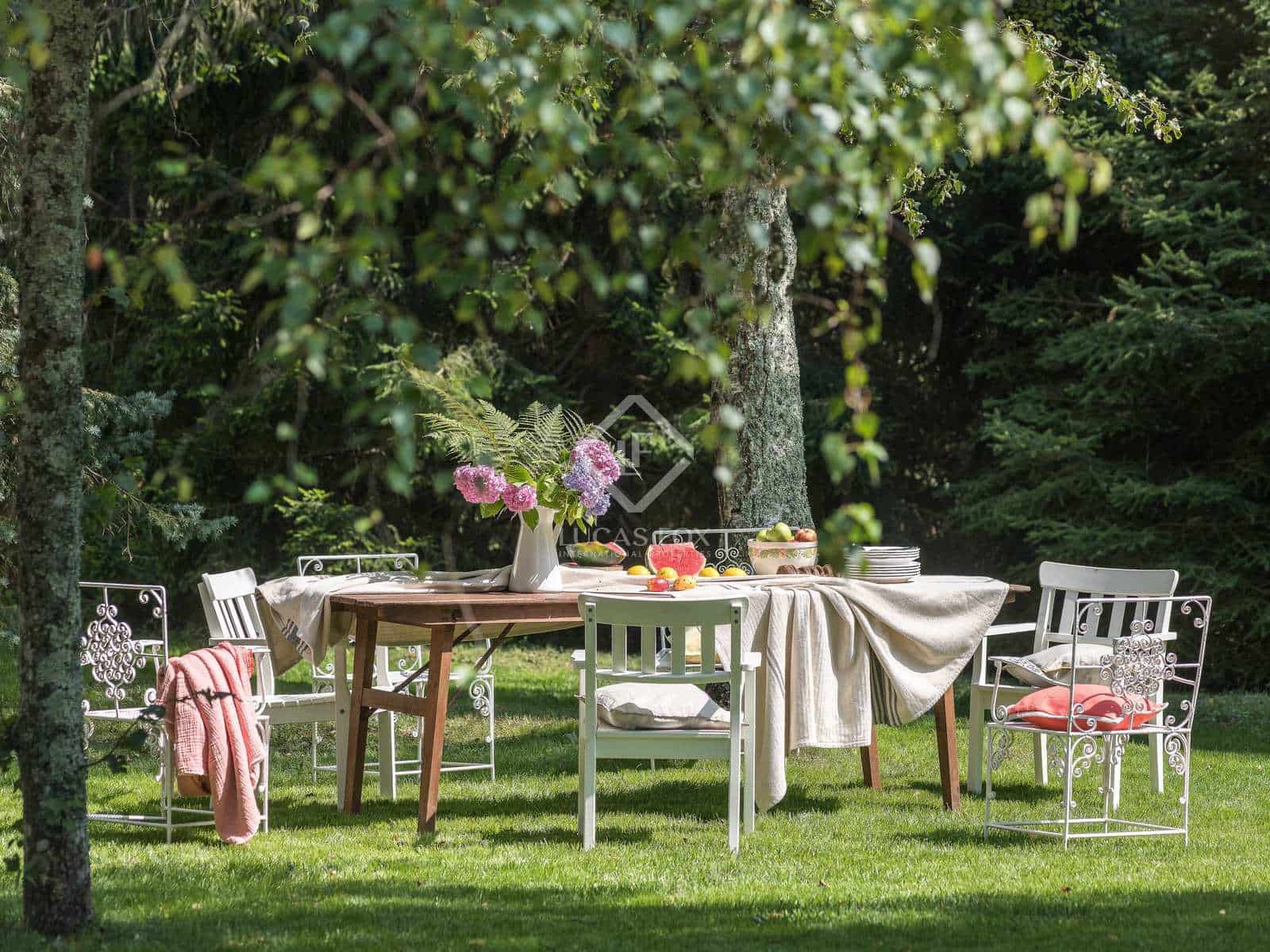 19 soveværelse Finca/Landehus til salg i Sant Hilari Sacalm med swimmingpool - € 3.490.000 (Ref: 8061940)